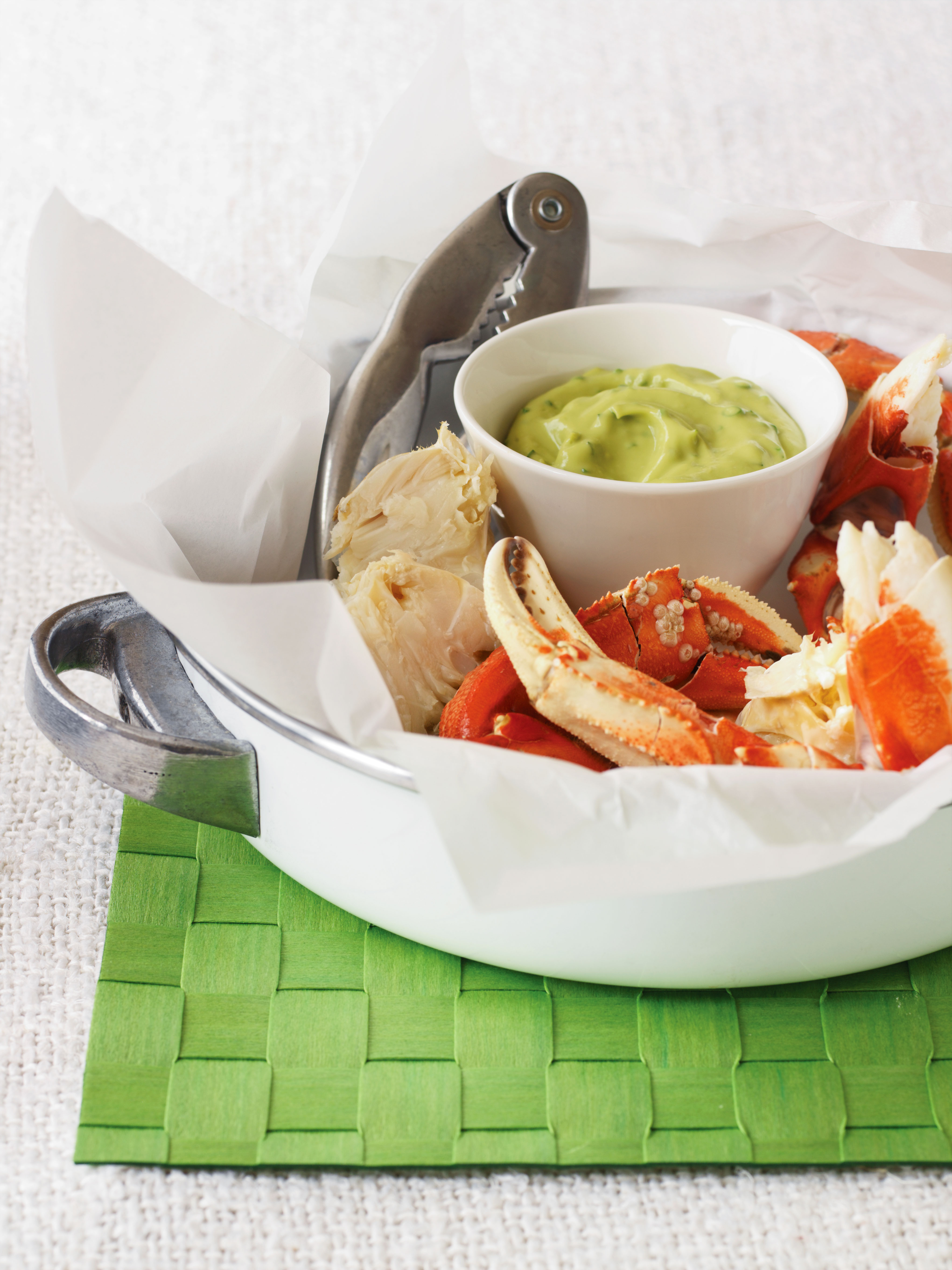 cracked-crab-with-herbed-avocado-sauce