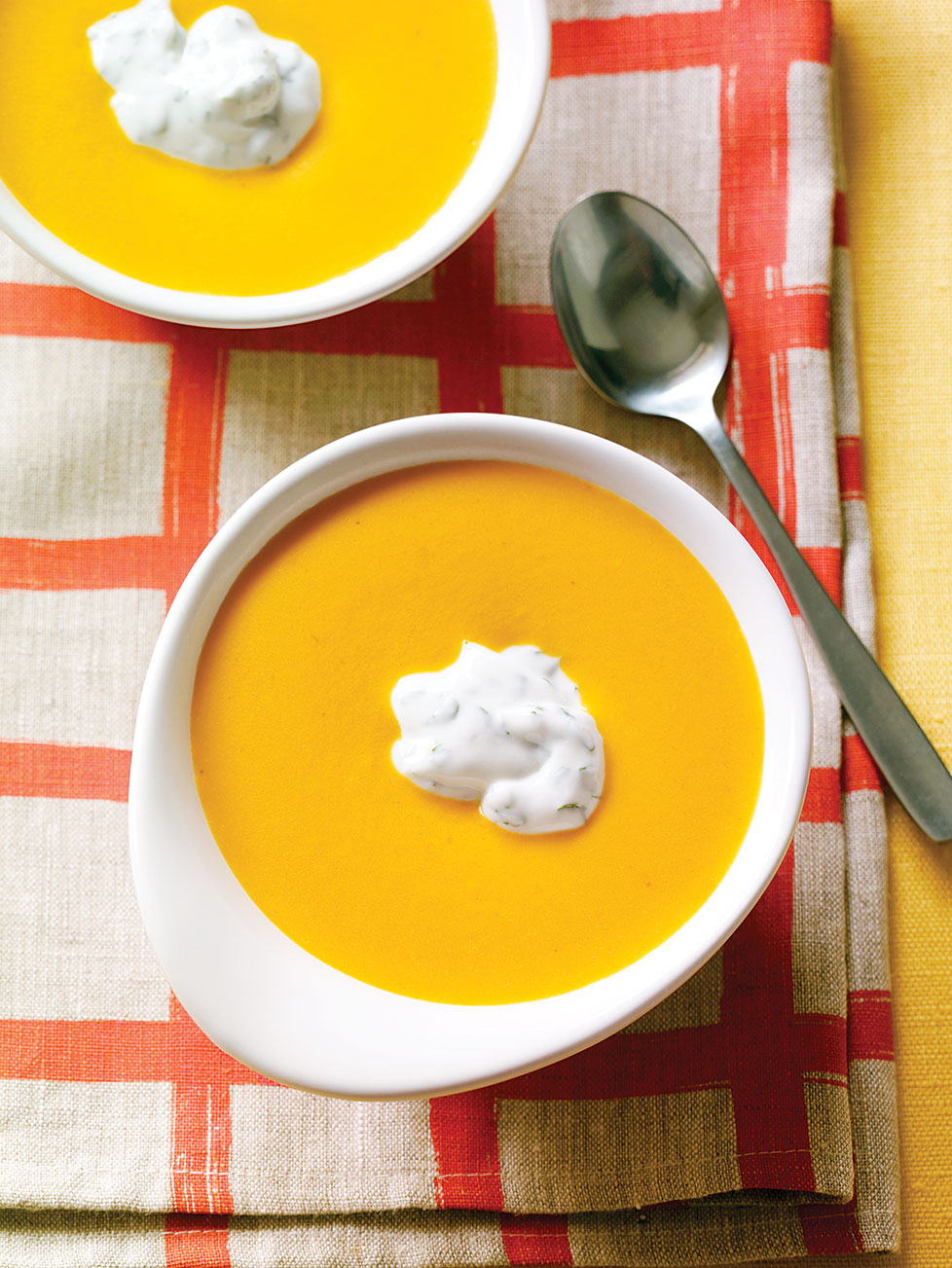 curried-carrot-coconut-soup
