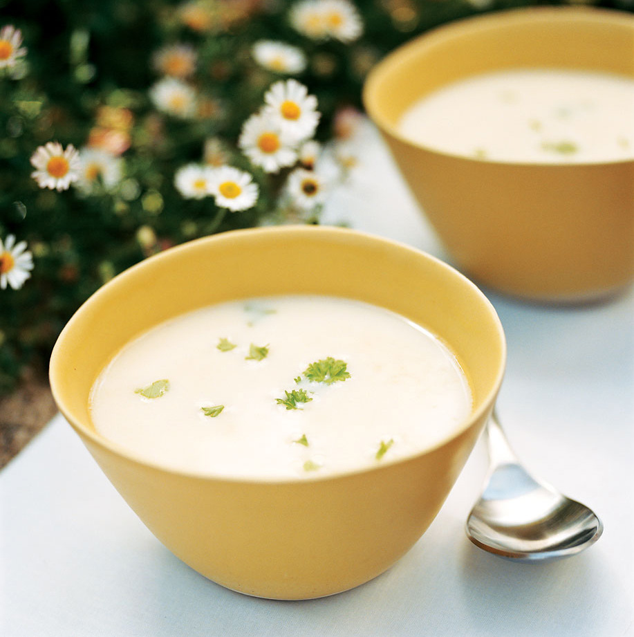 egg-lemon-and-rice-soup-avgolemono-soupa