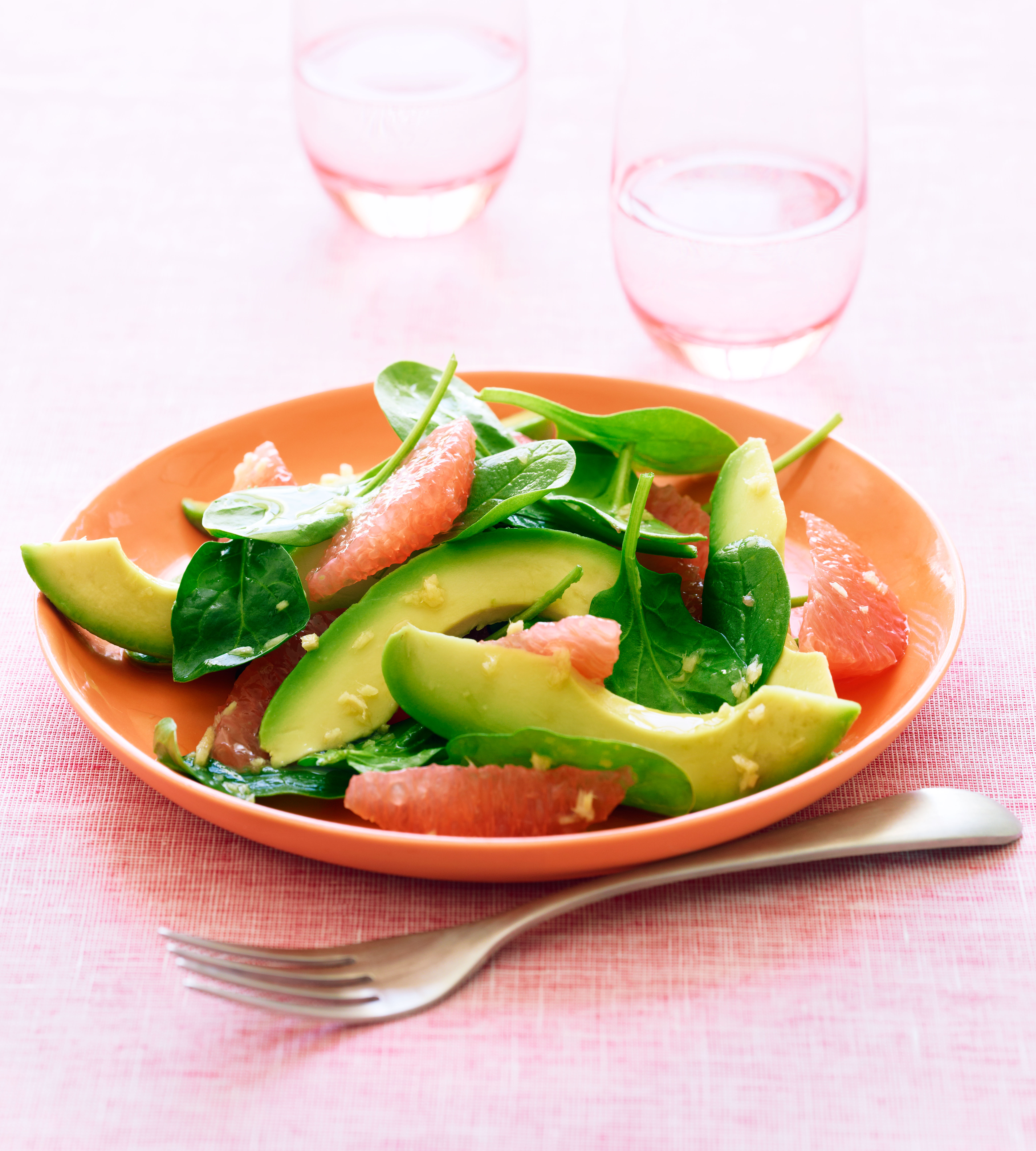 ruby-grapefruit-avocado-and-spinach-salad