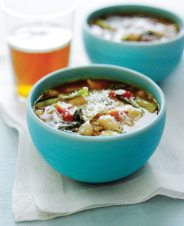 escarole-and-cannellini-bean-stew