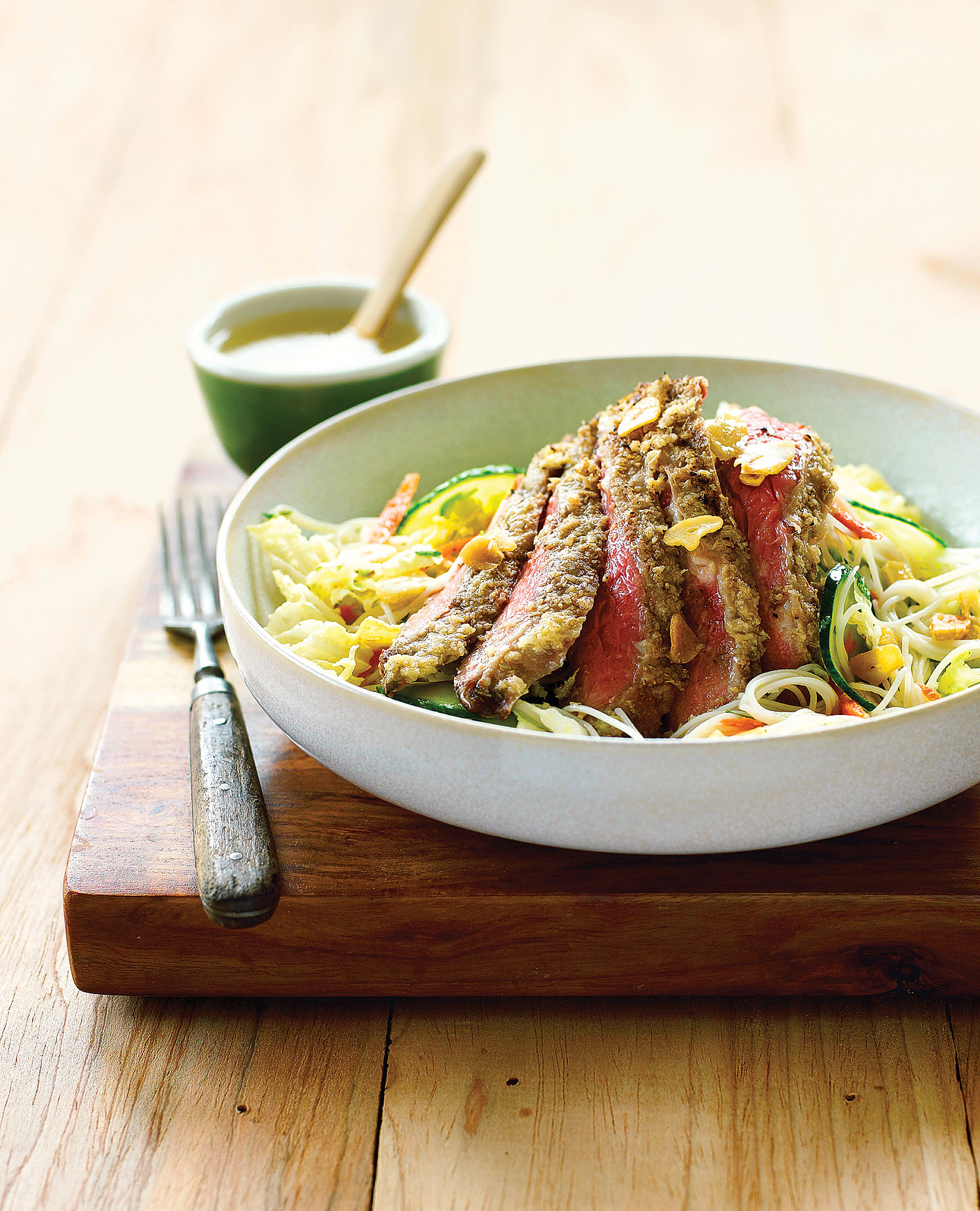 vietnamese-style-steak-salad