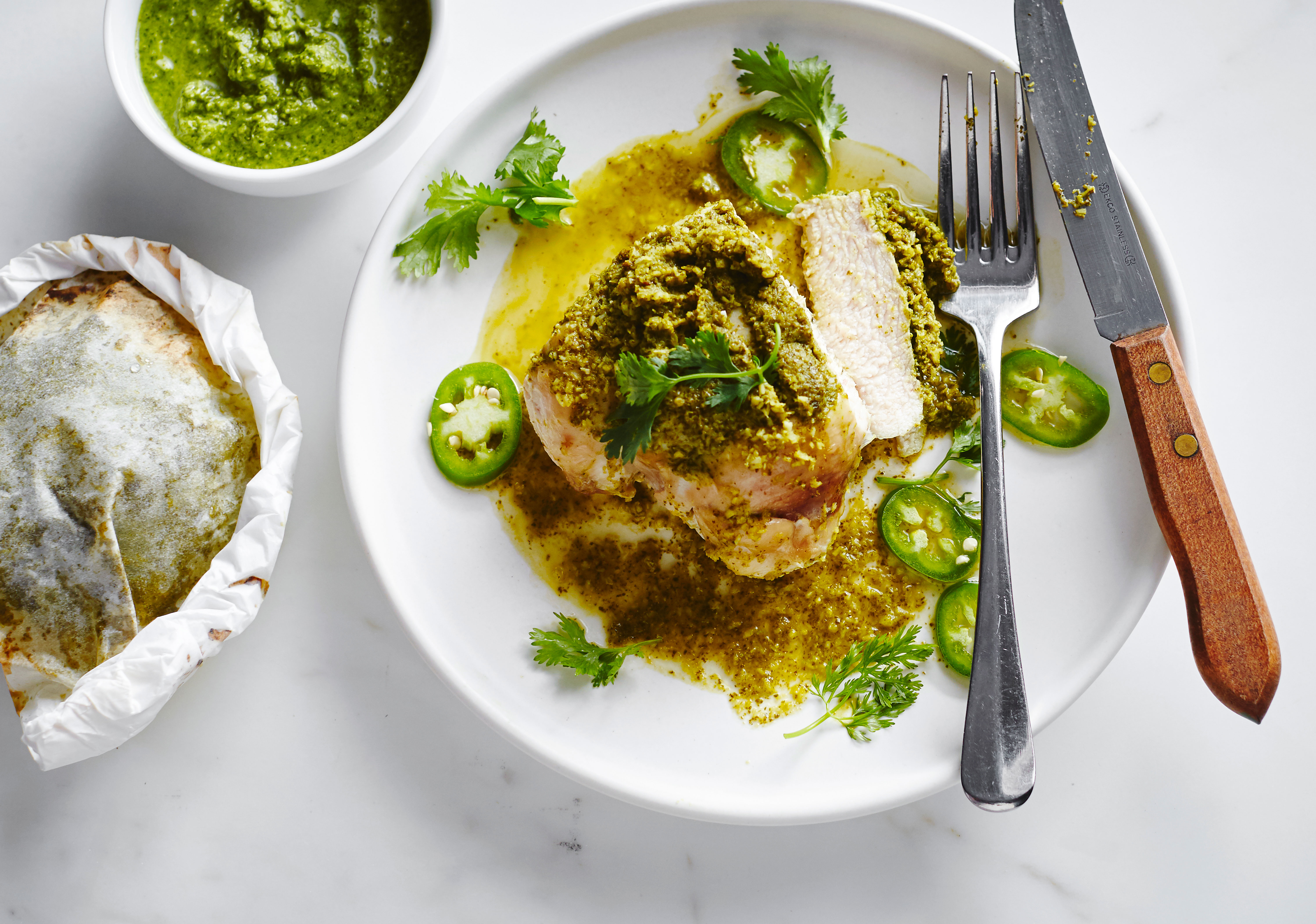 grilled-chicken-with-cilantro-coconut-chutney