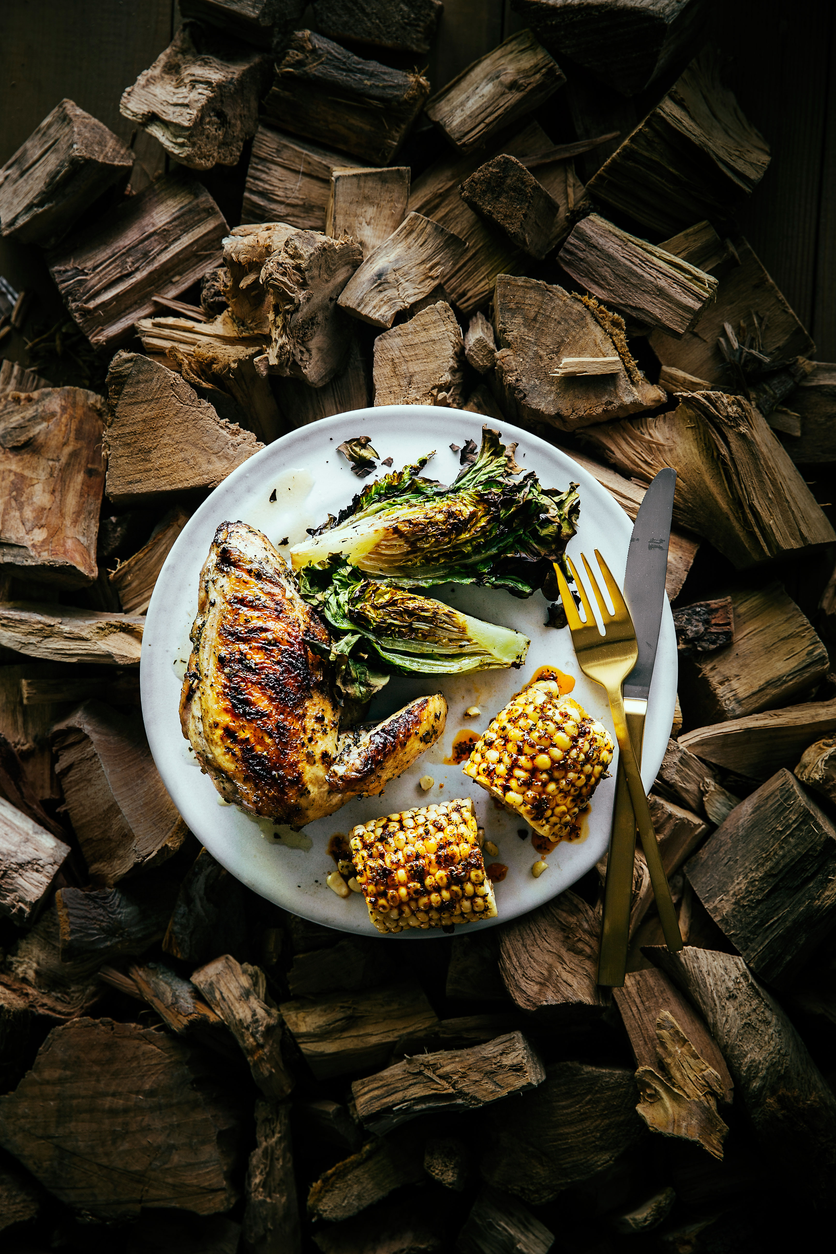 chicken-with-spicy-corn-on-the-cob-and-grilled-lettuces