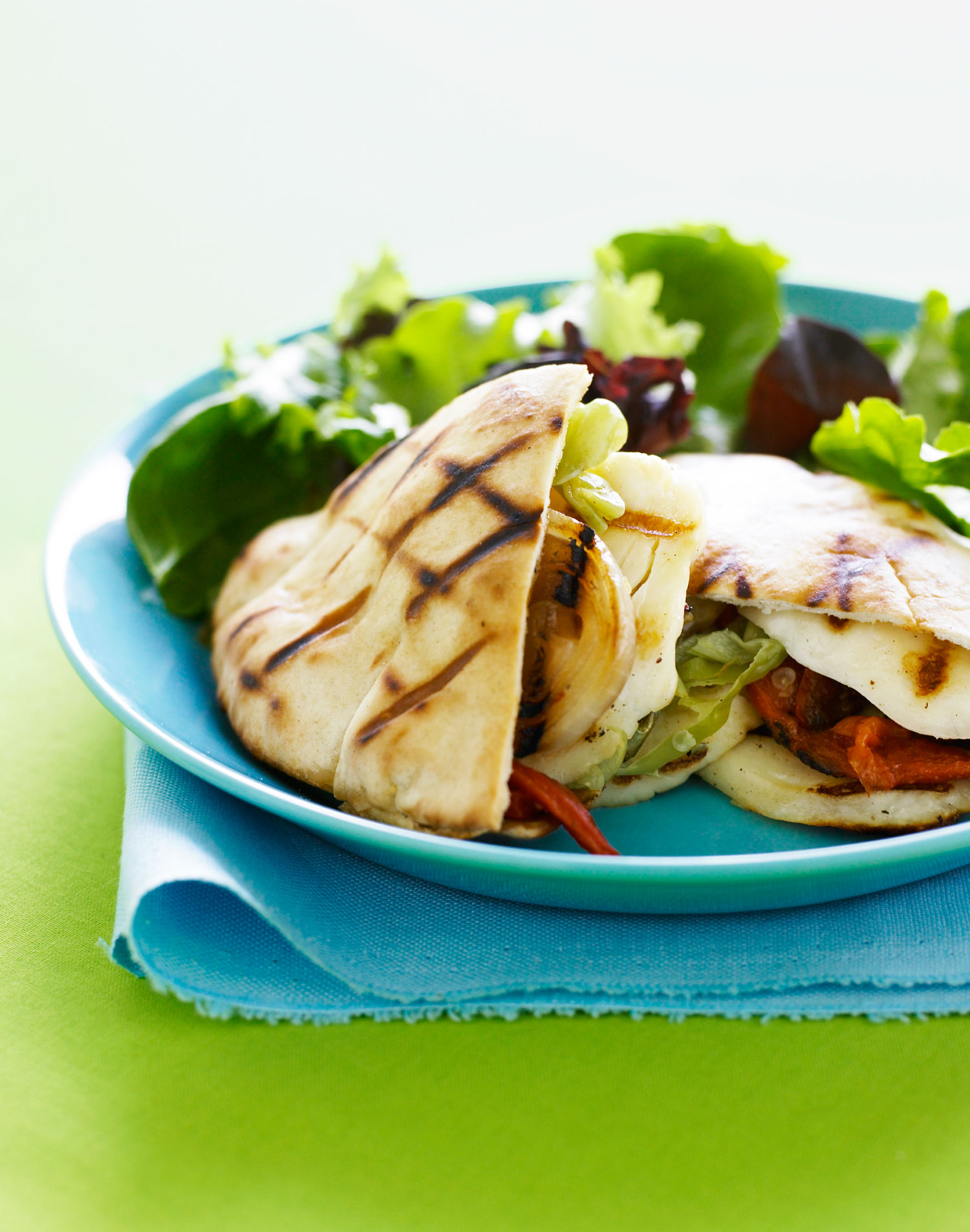 grilled-halloumi-pitas