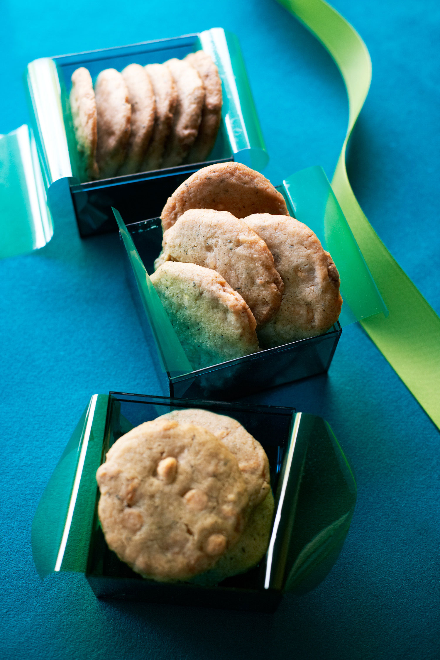 chai-spiced-shortbread-cookies