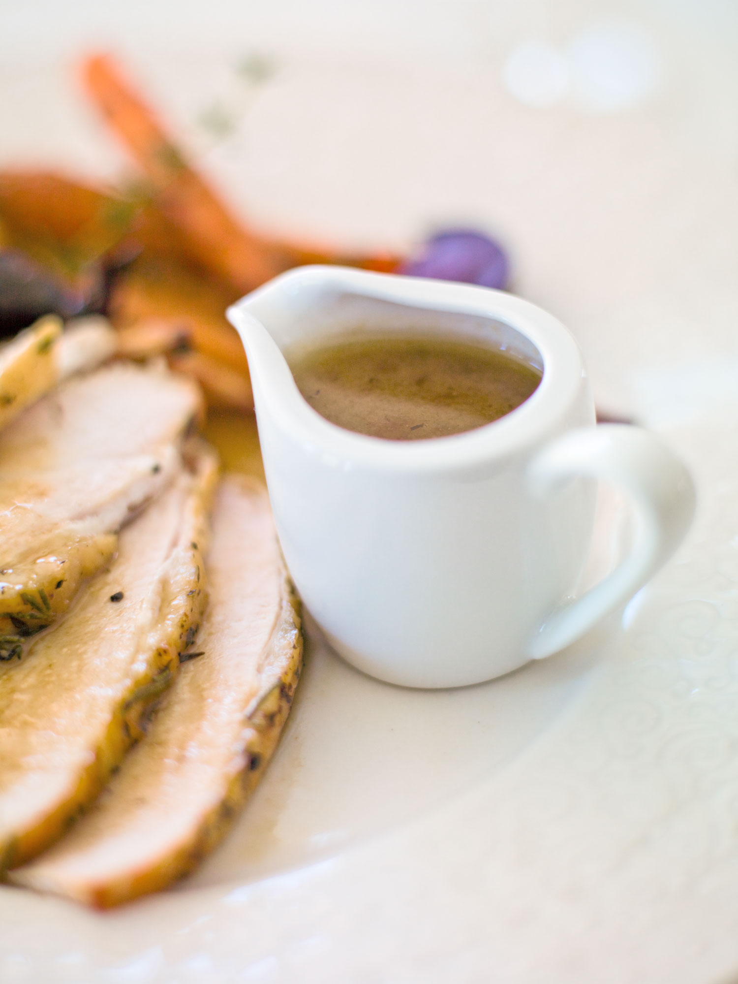 give-guests-their-own-gravy