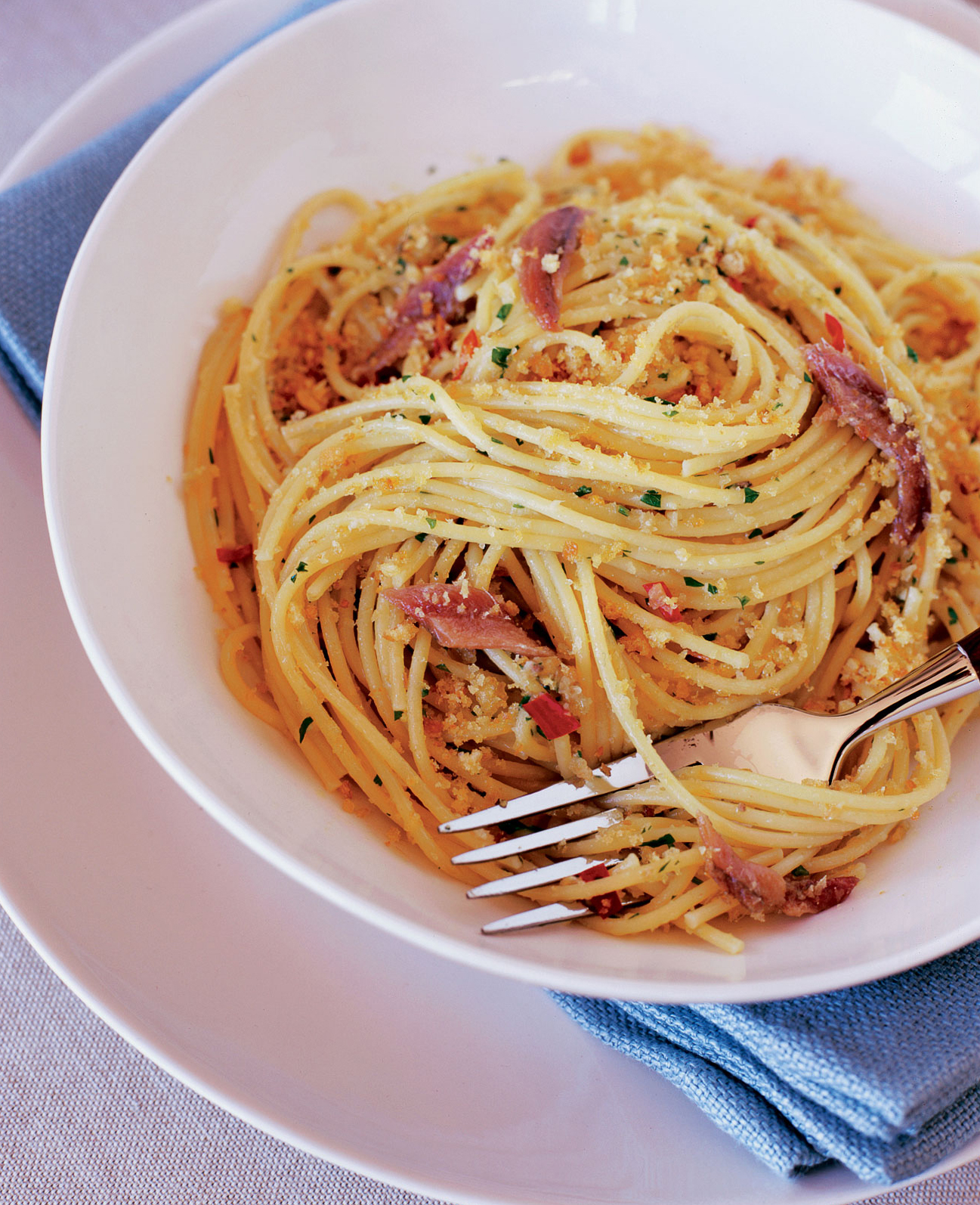Spaghetti with Anchovies and Bread Crumbs