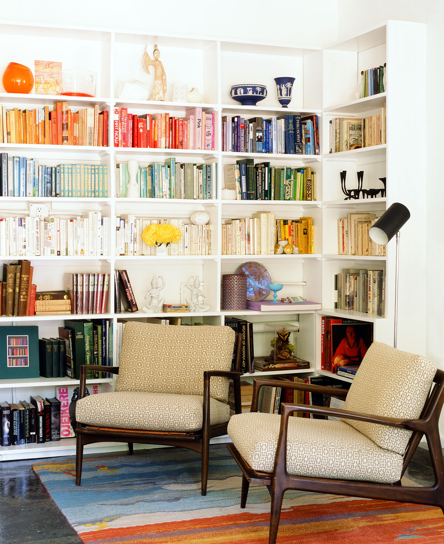 cabin-makeover-bookshelves-go-graphic