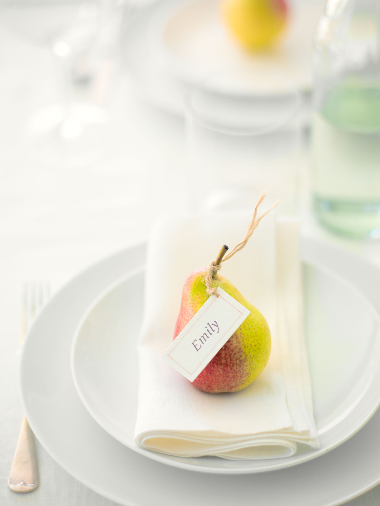 make-memorable-place-cards