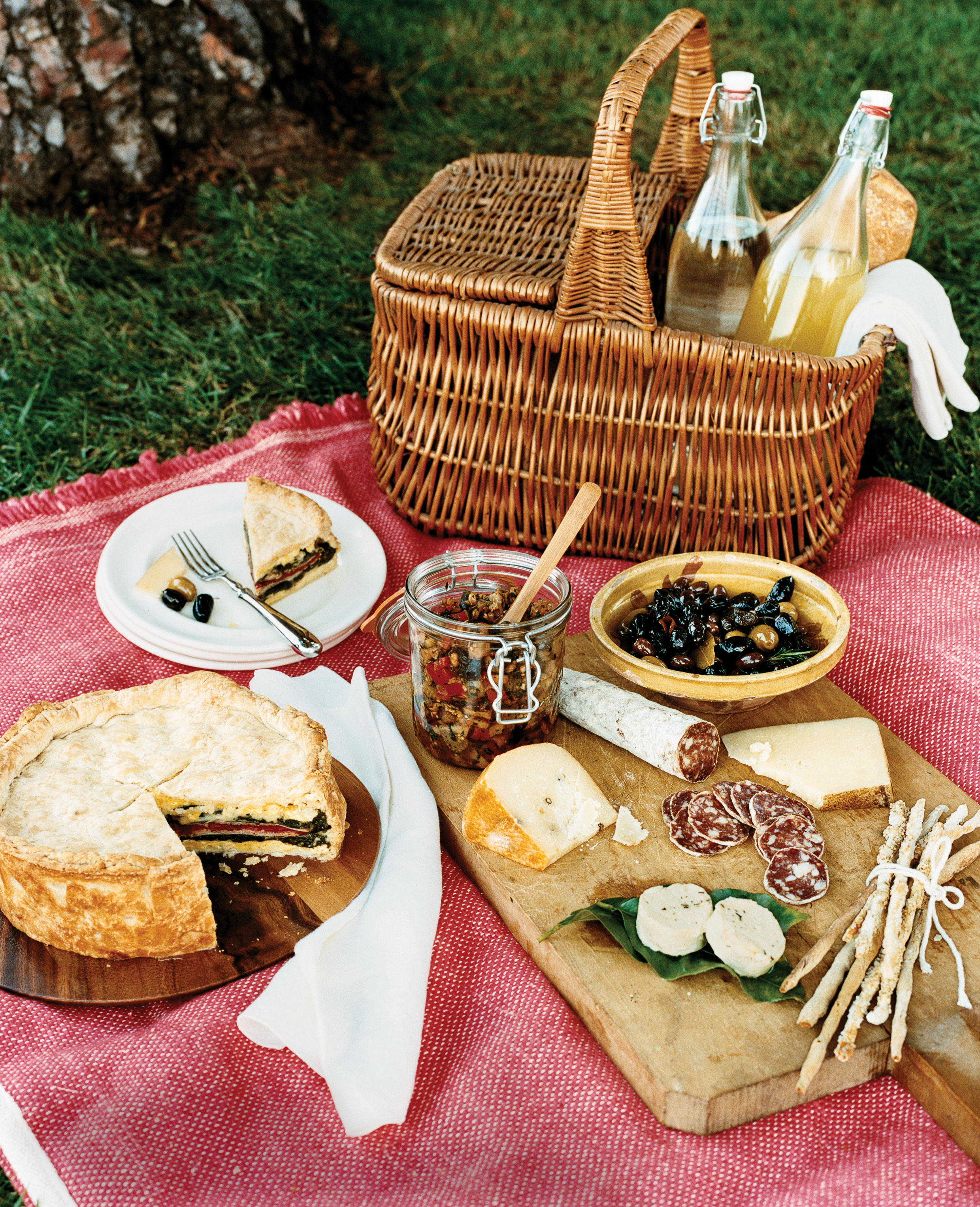 Pack an Italian Picnic