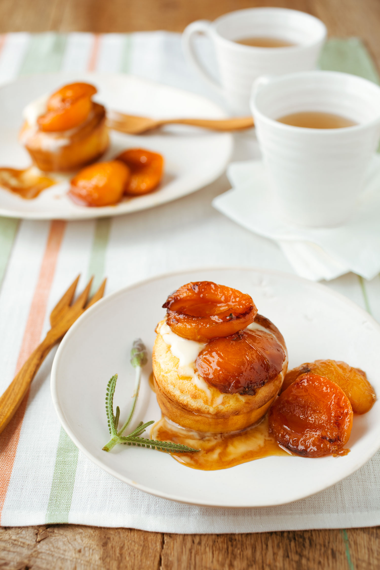 Grilled Apricot Puffs with Honey Crème Fraîche (0611)