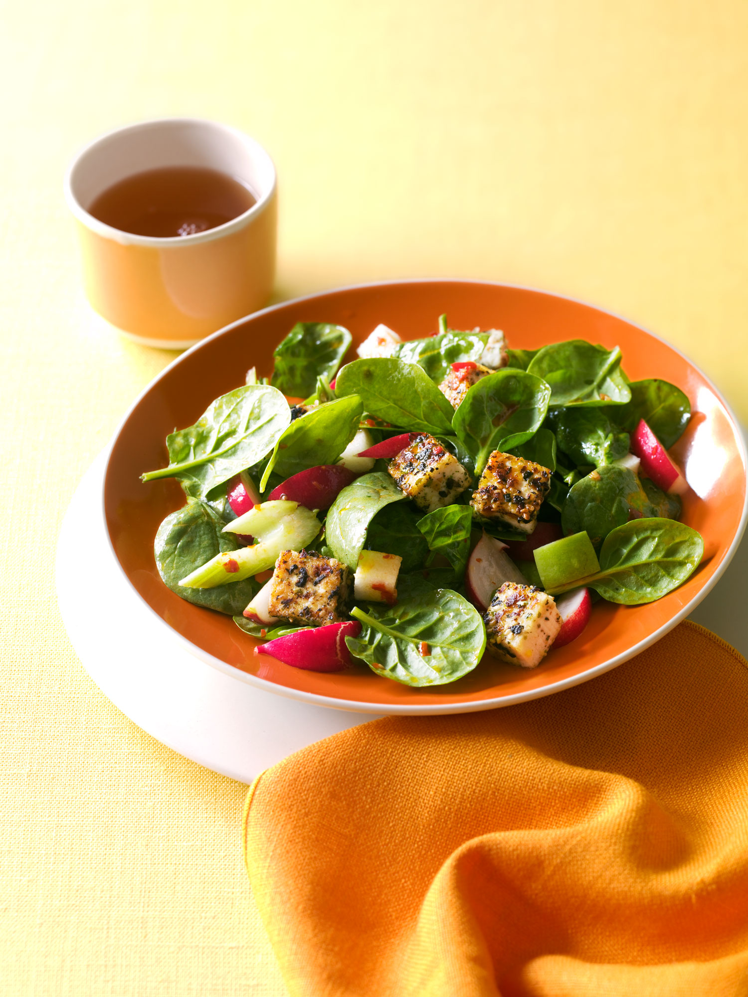 spinach-dinner-salad-with-sesame-tofu