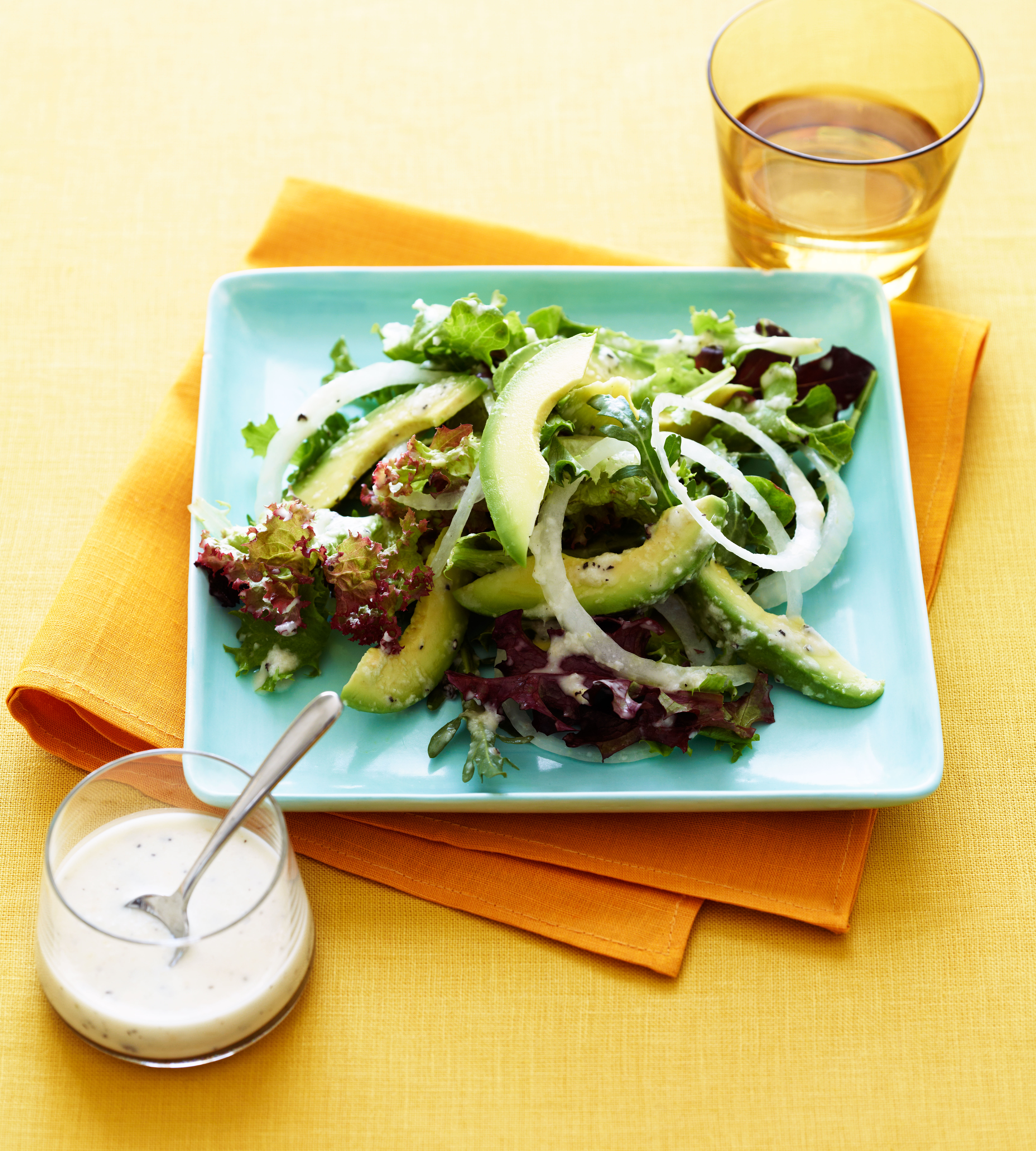 green-salad-with-papaya-seed-dressing