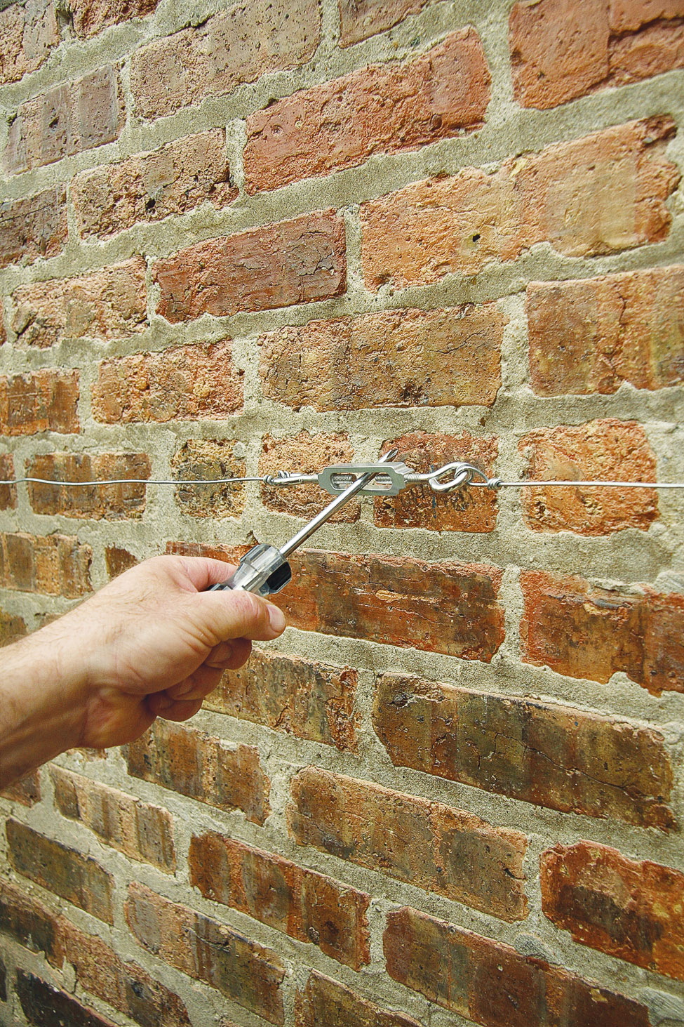 tighten-with-a-turnbuckle