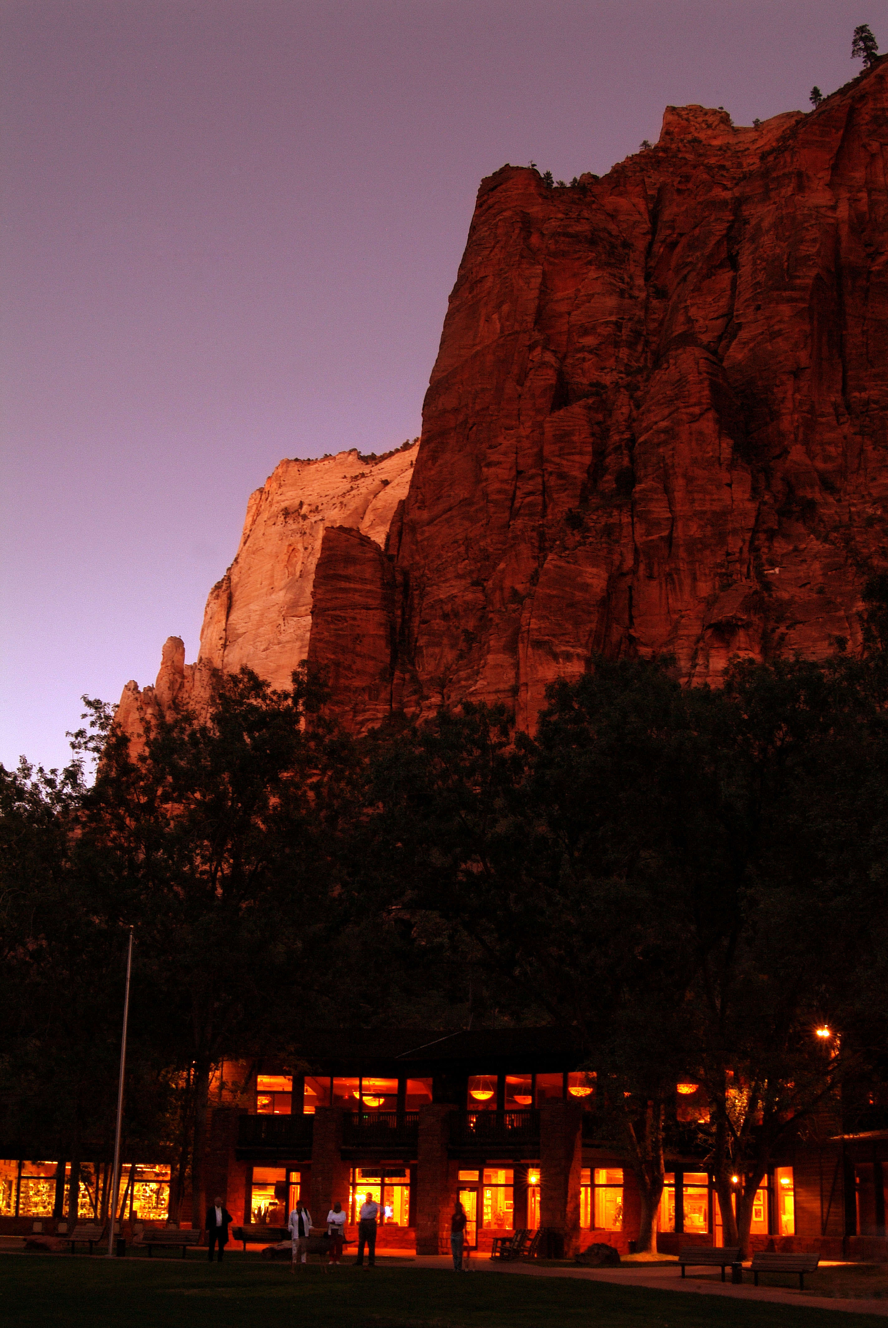 Best Campgrounds and Lodges in Zion