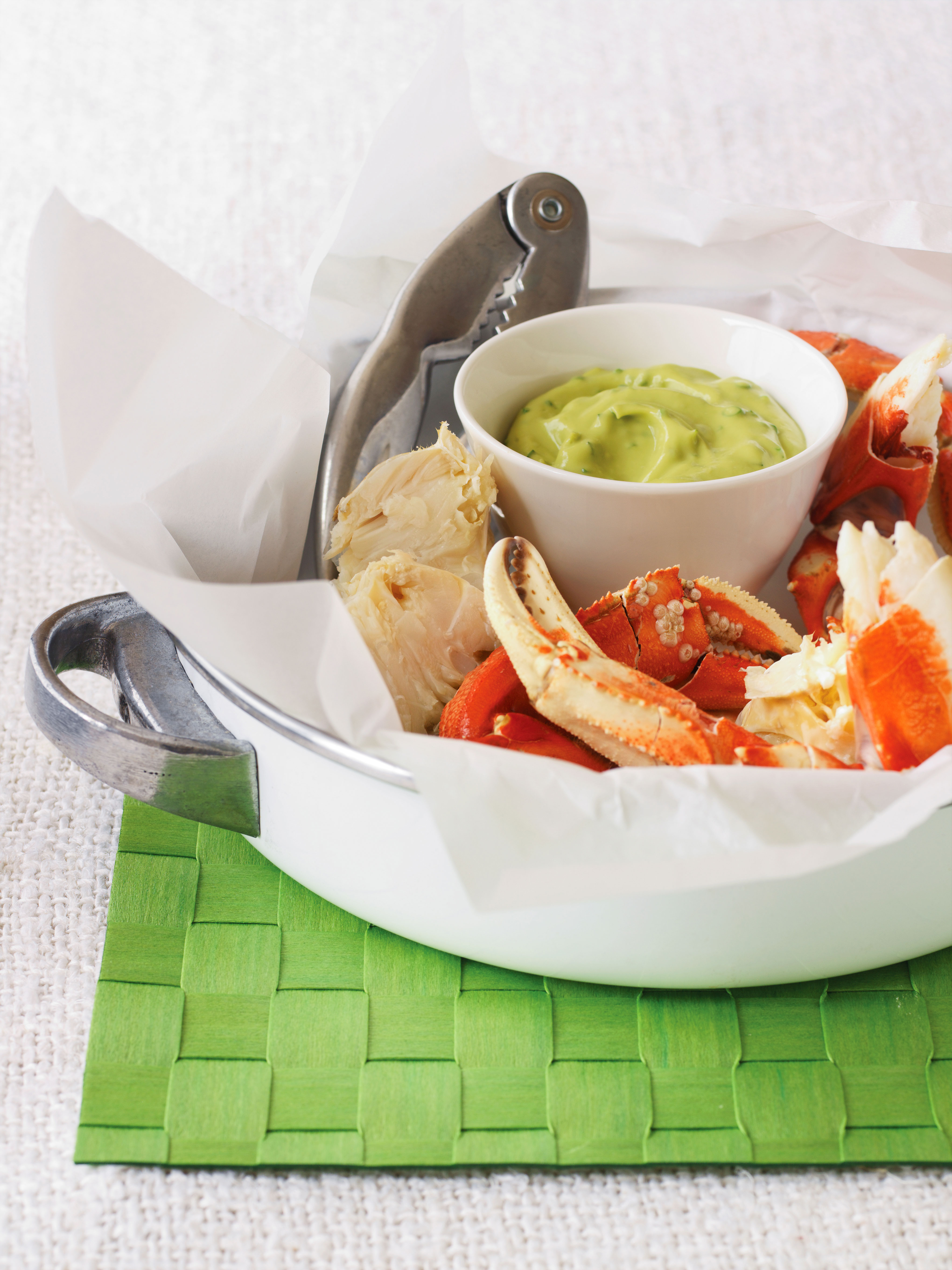 cracked-crab-with-herbed-avocado-sauce