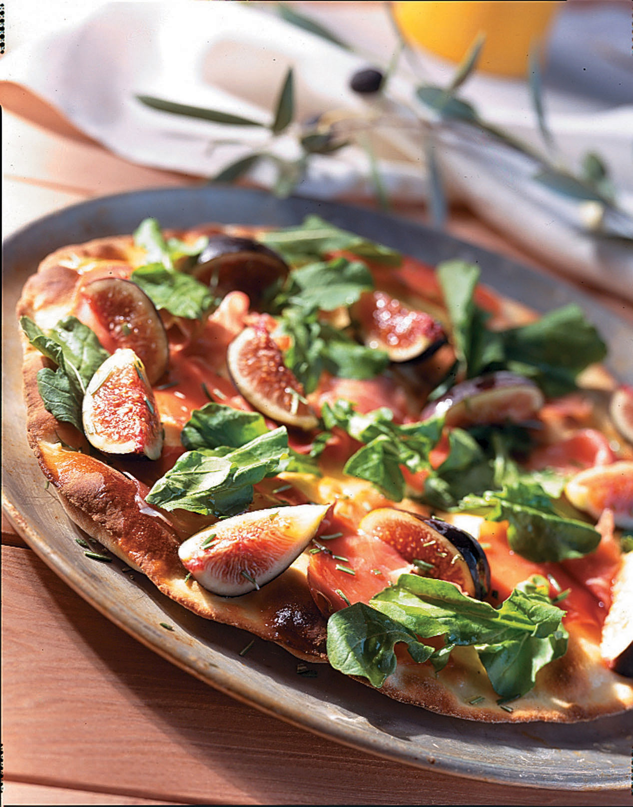 Fig and Prosciutto Pizza (0698)