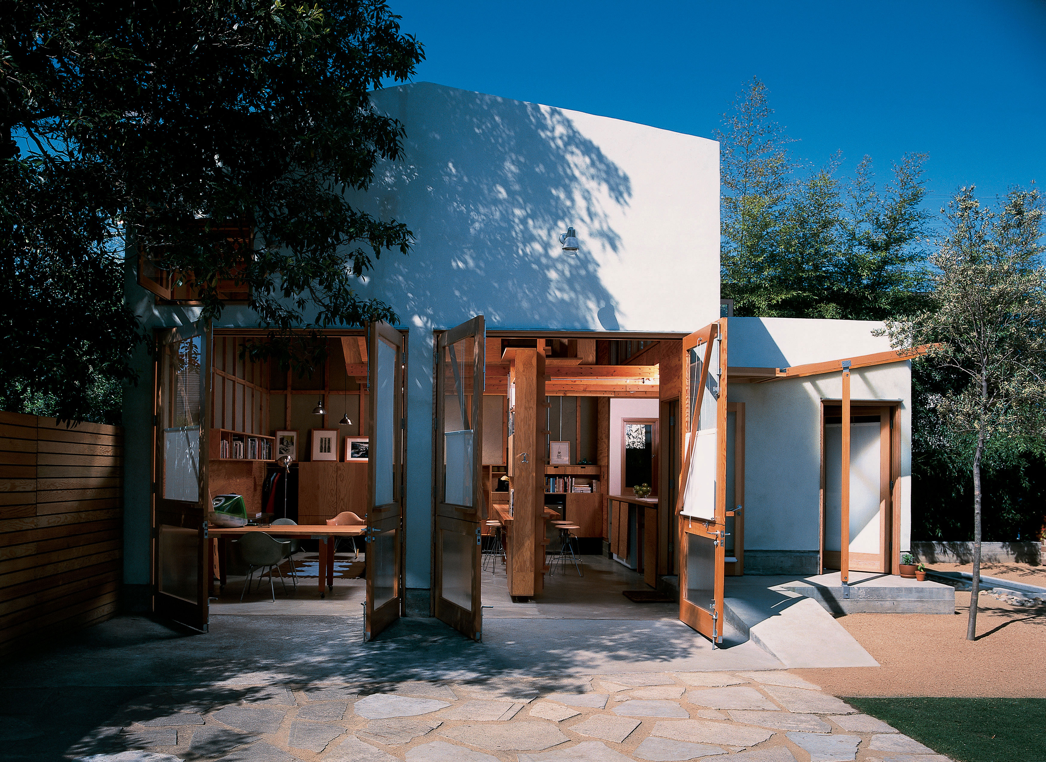 Aging Garage Becomes Stylish Studio