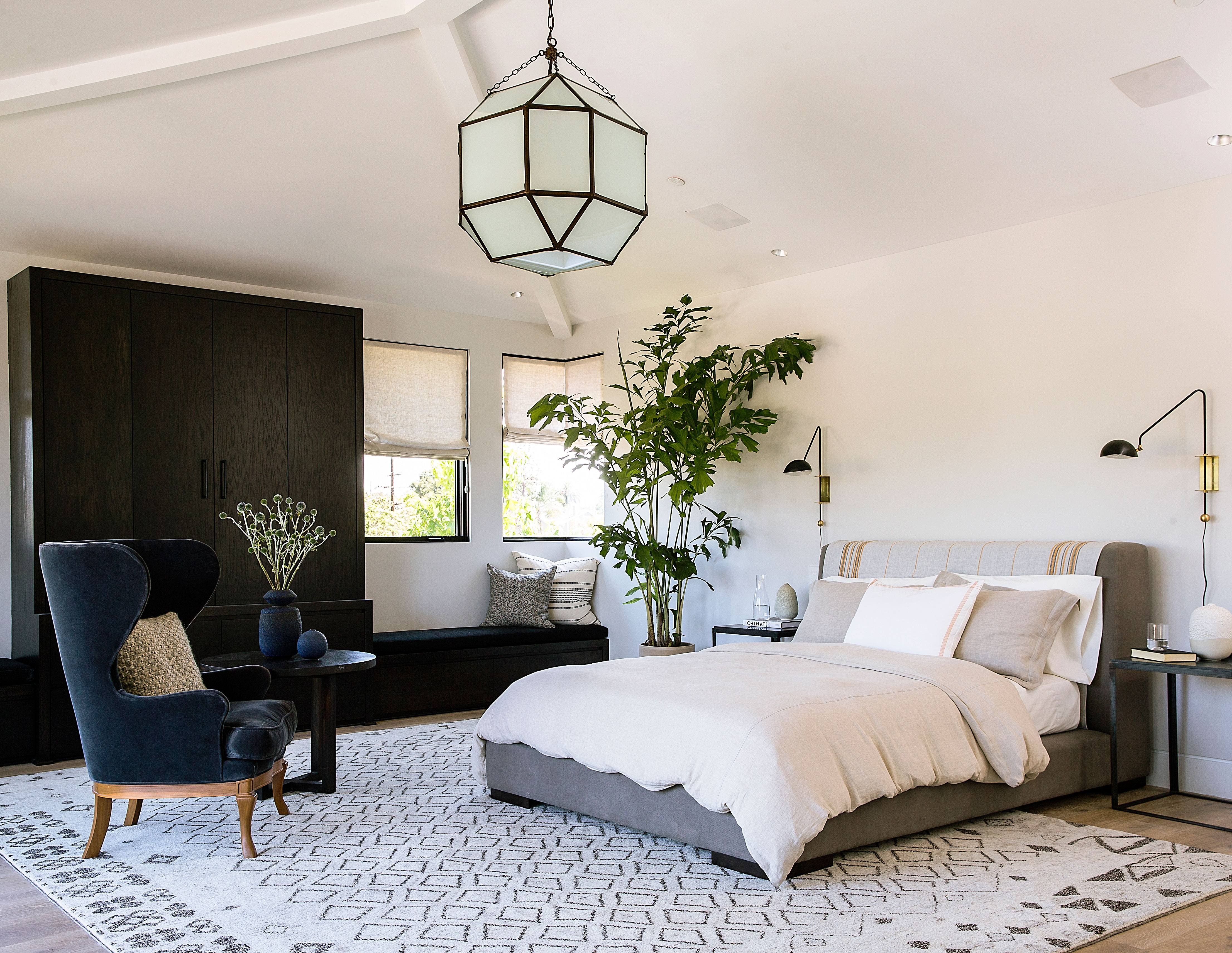 This Is Exactly How to Choose the Right Rug for Your Space