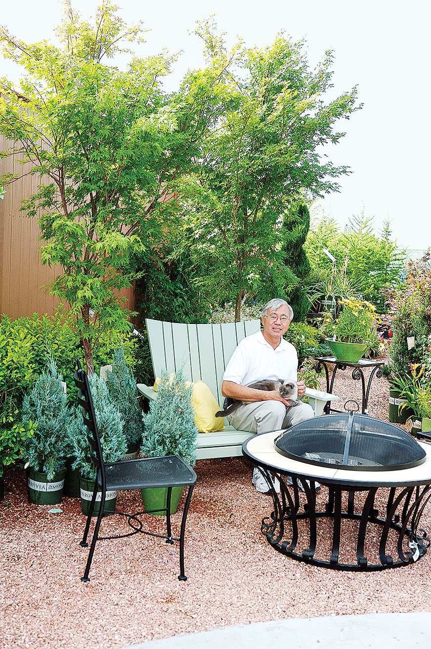 3-pause-on-the-patio