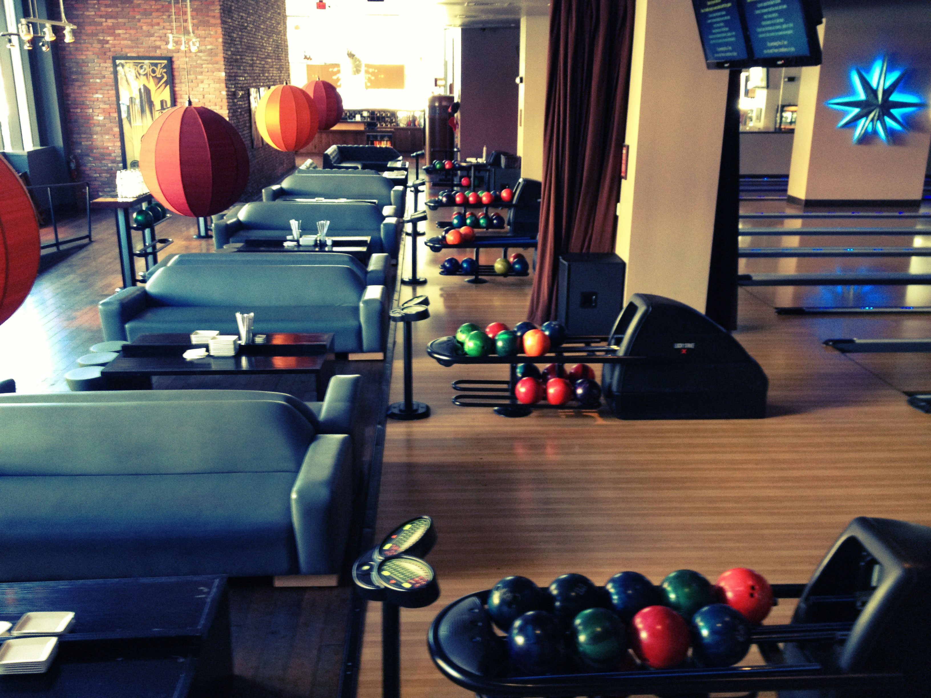playground-for-grown-ups-lucky-strike-bowling