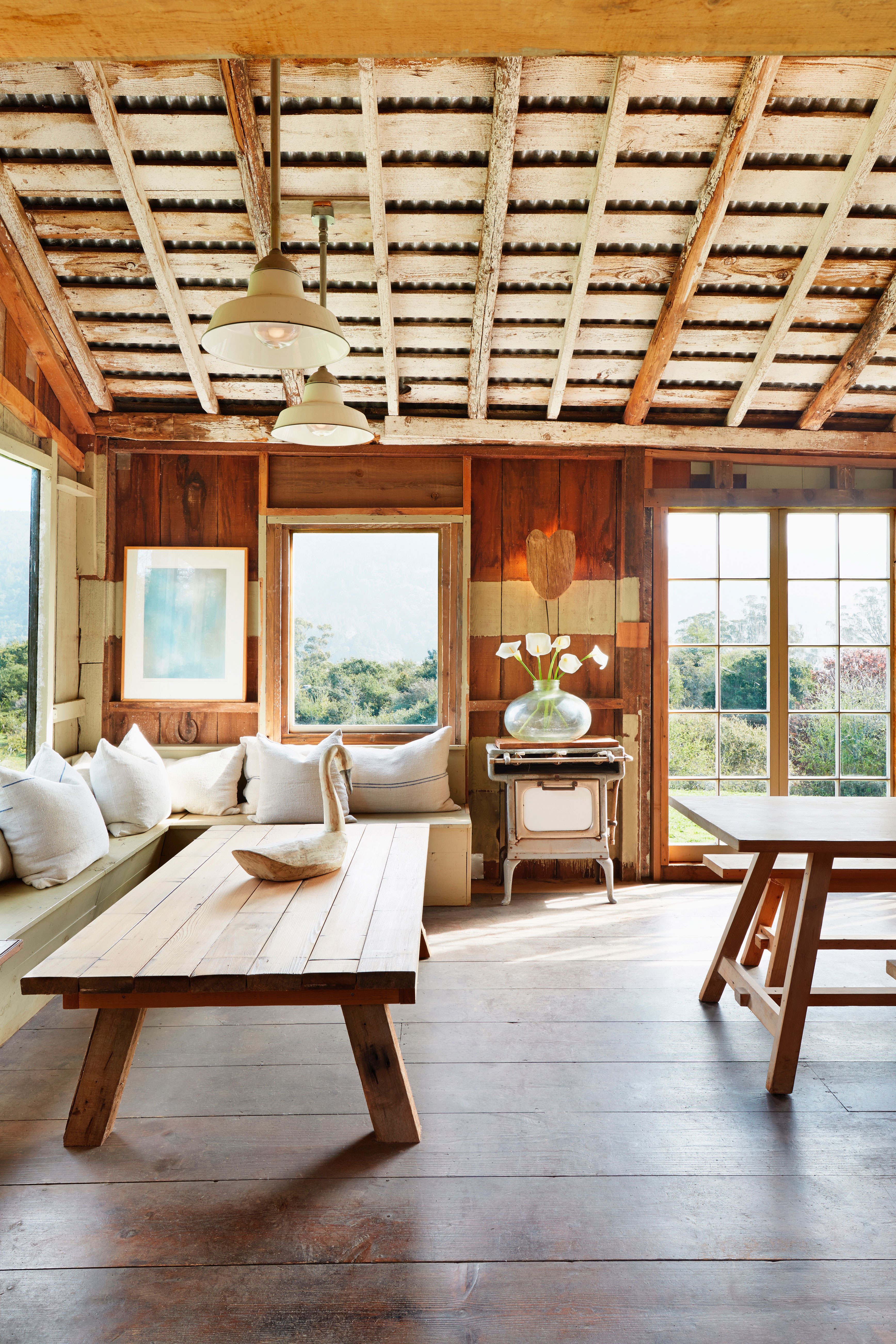 10 Super-Cozy Rustic Living Rooms - Sunset Magazine