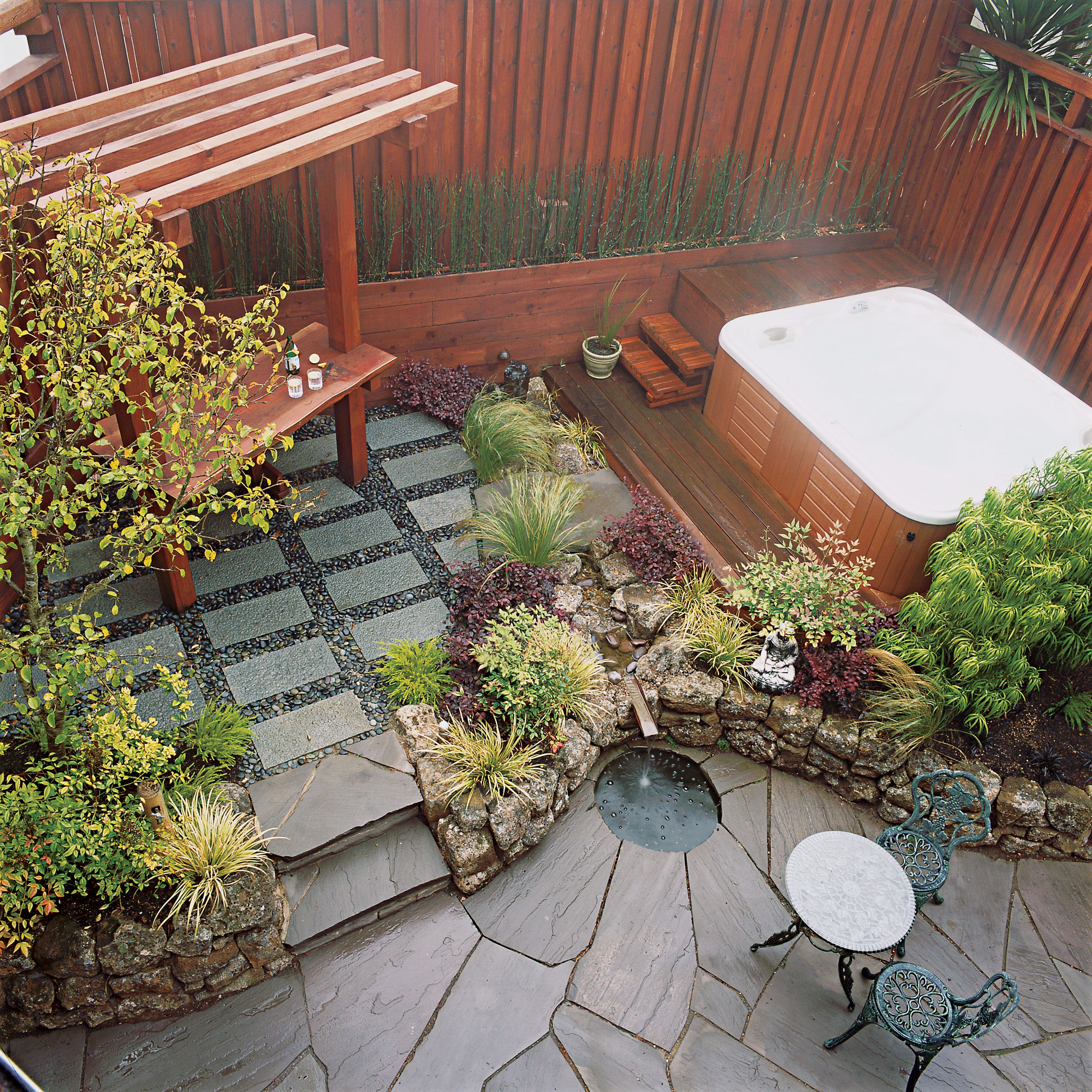 Small garden secrets - Sunset Magazine on Very Small Garden Design
 id=76605