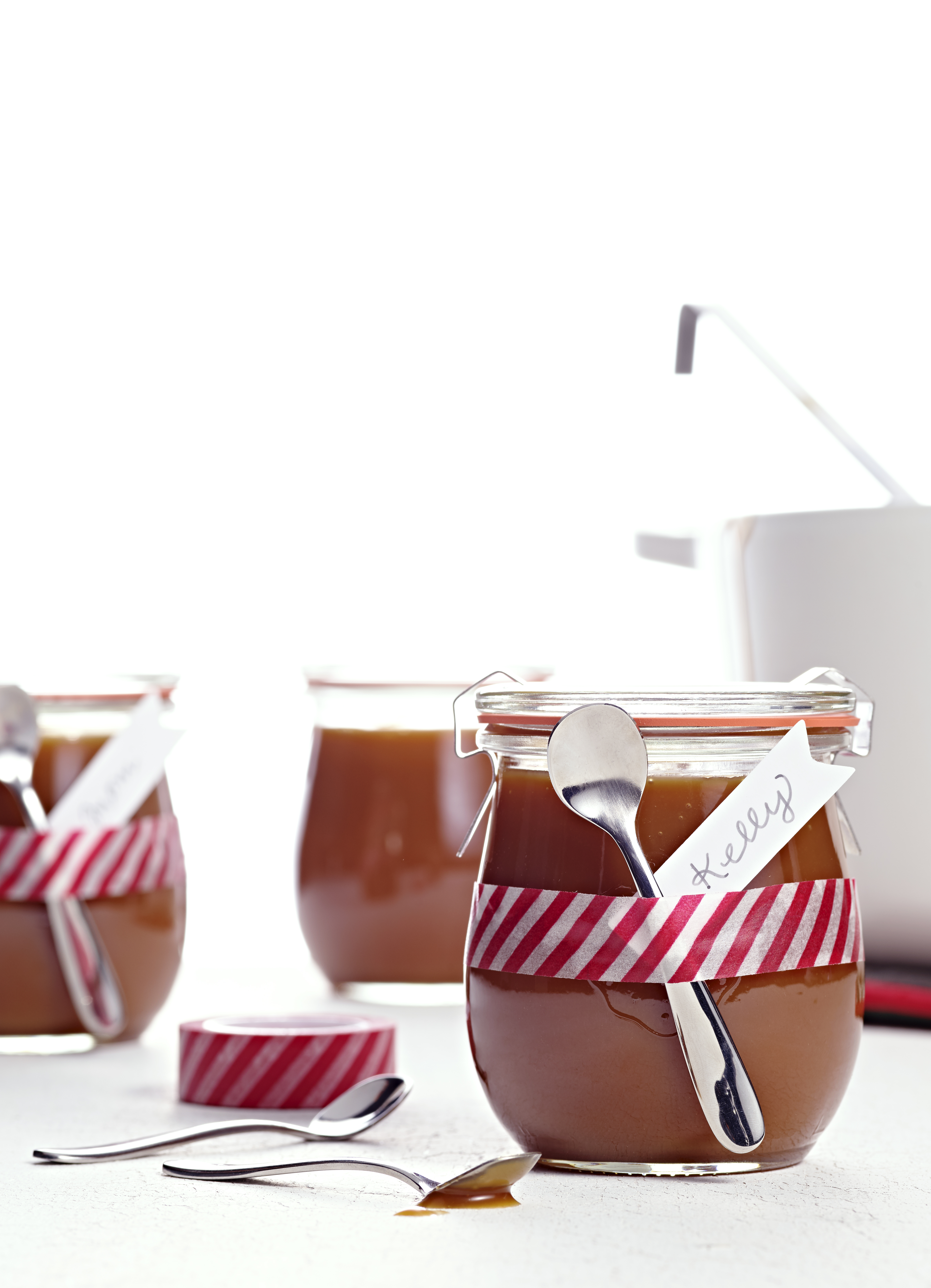How to Make Caramel Bourbon Sauce