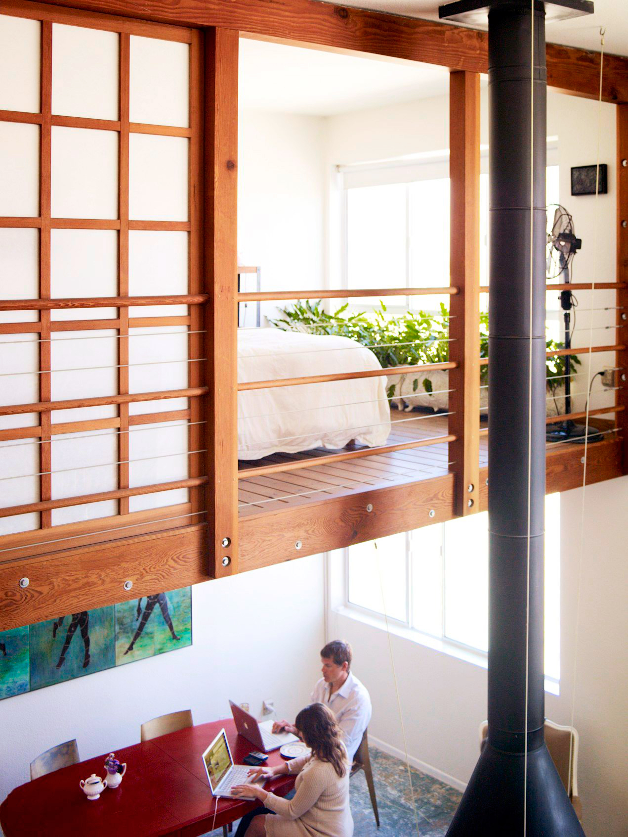 creative-loft-dining-room