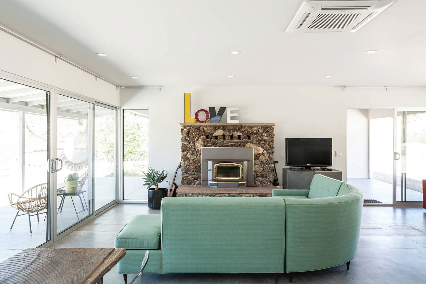 larkspur-house-joshua-tree