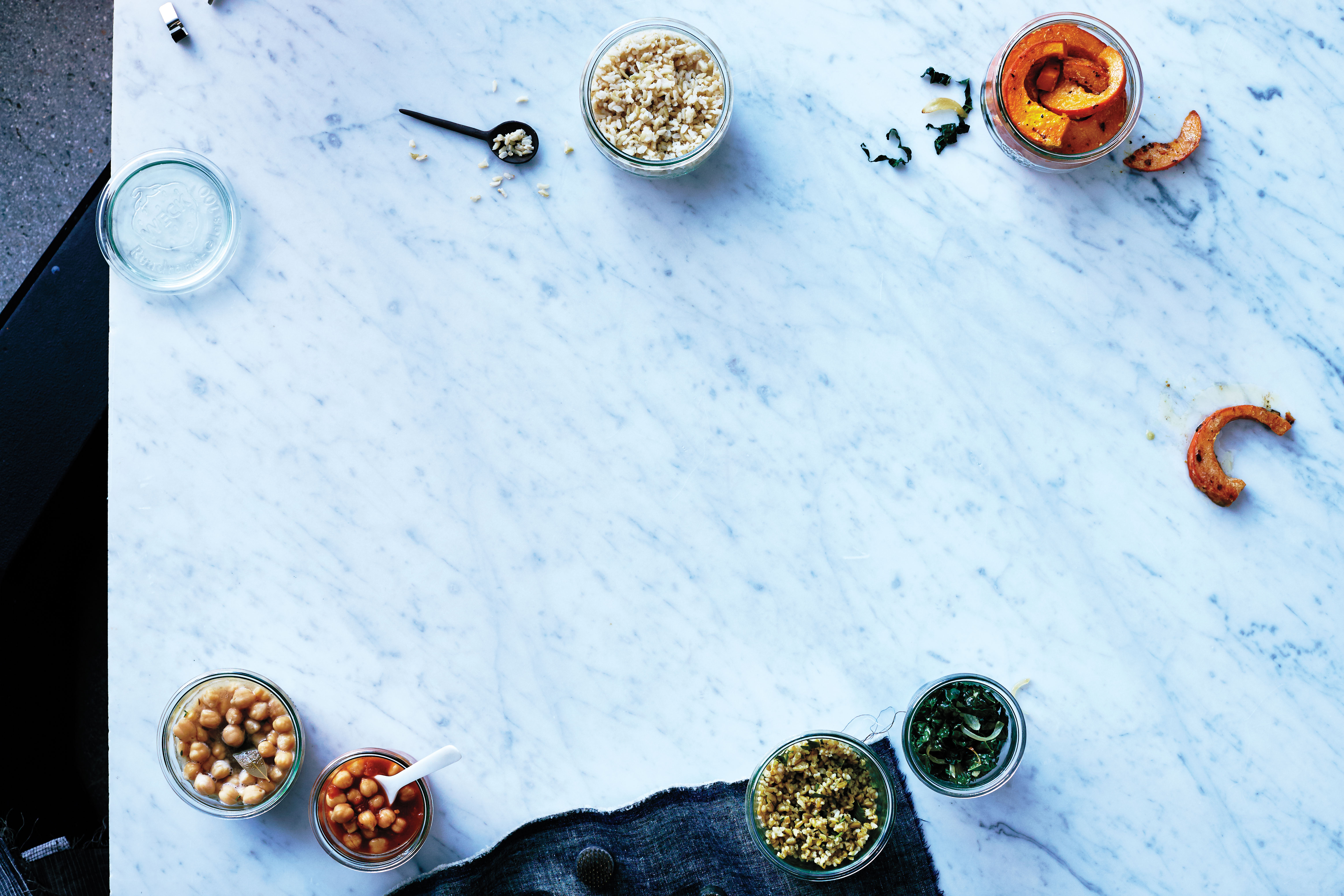 saffron-tomato-chickpeas