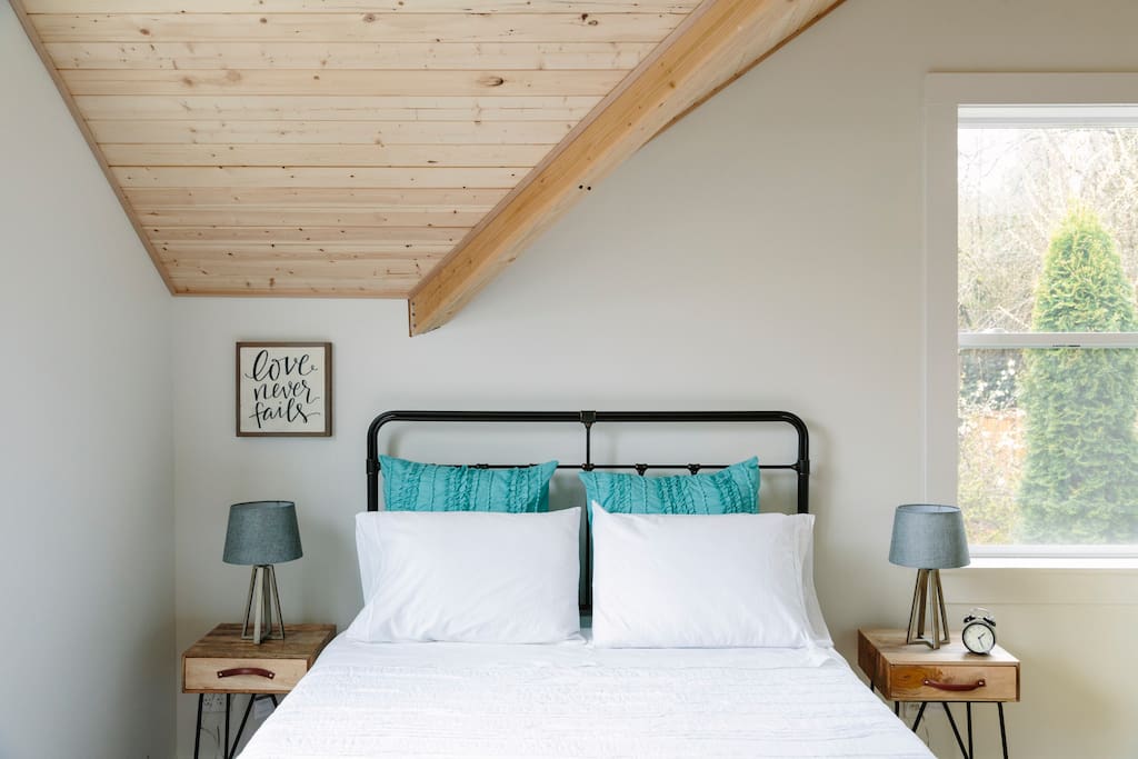 backyard-cottage-west-seattle