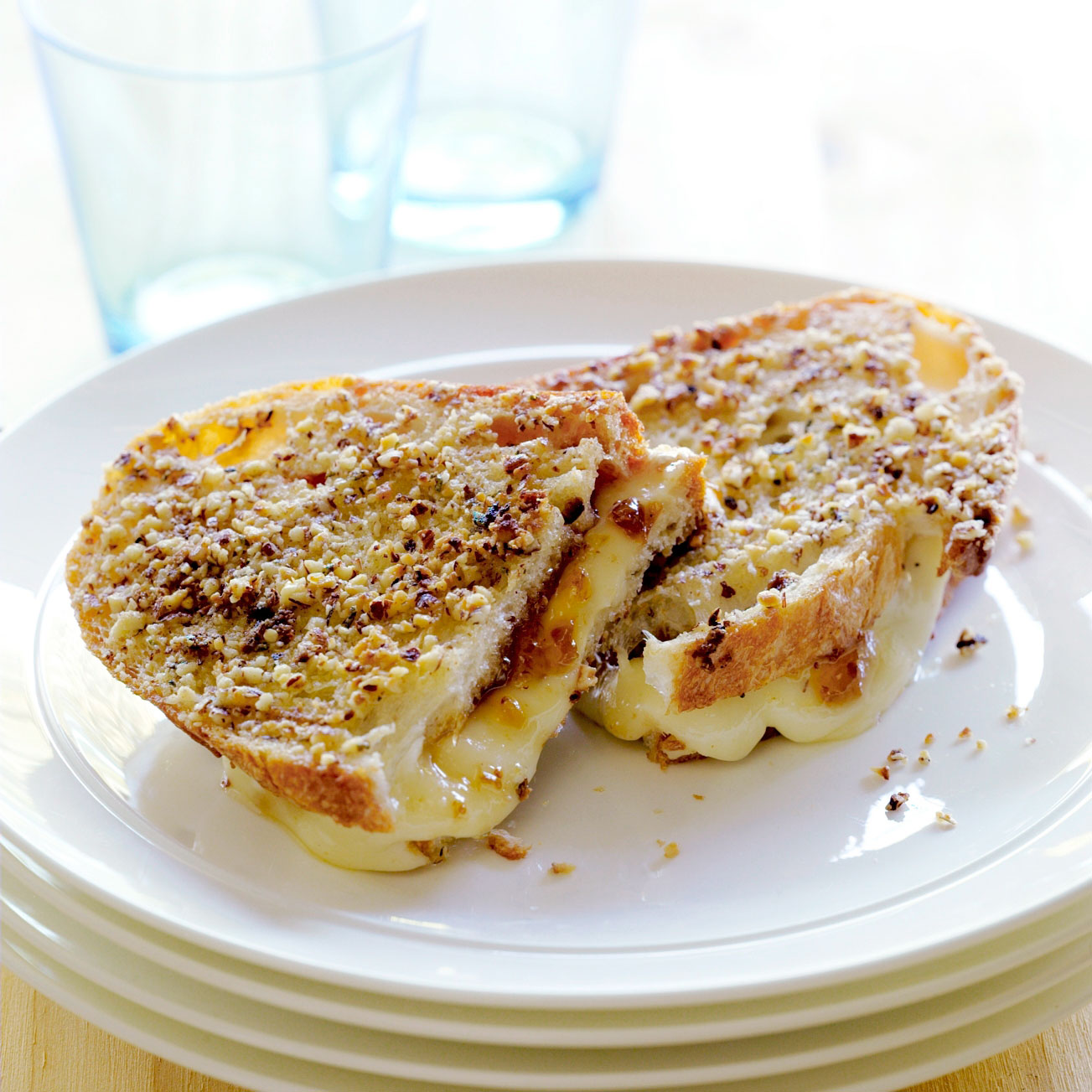 hazelnut-crusted-grilled-cheese-sandwiches-with-figs