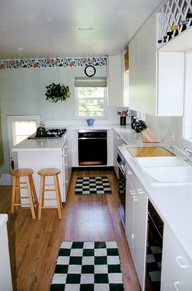 before-family-friendly-kitchen