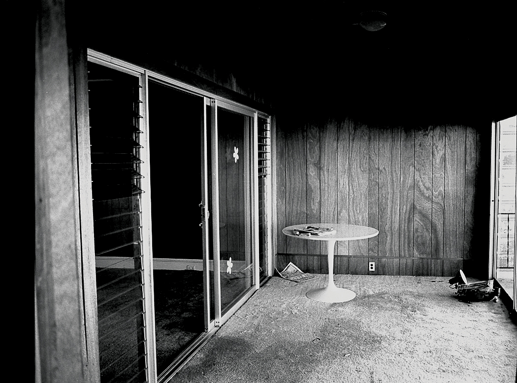 airy-kitchen-living-space-before