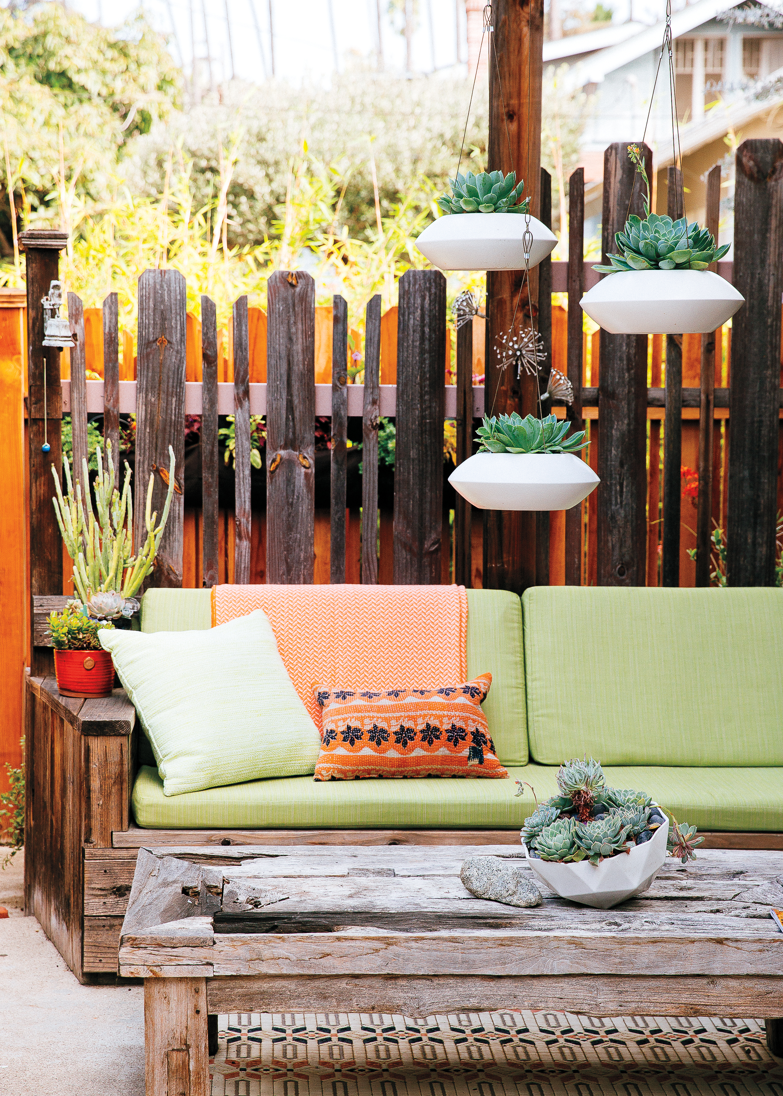 outdoor-fabric-cushions
