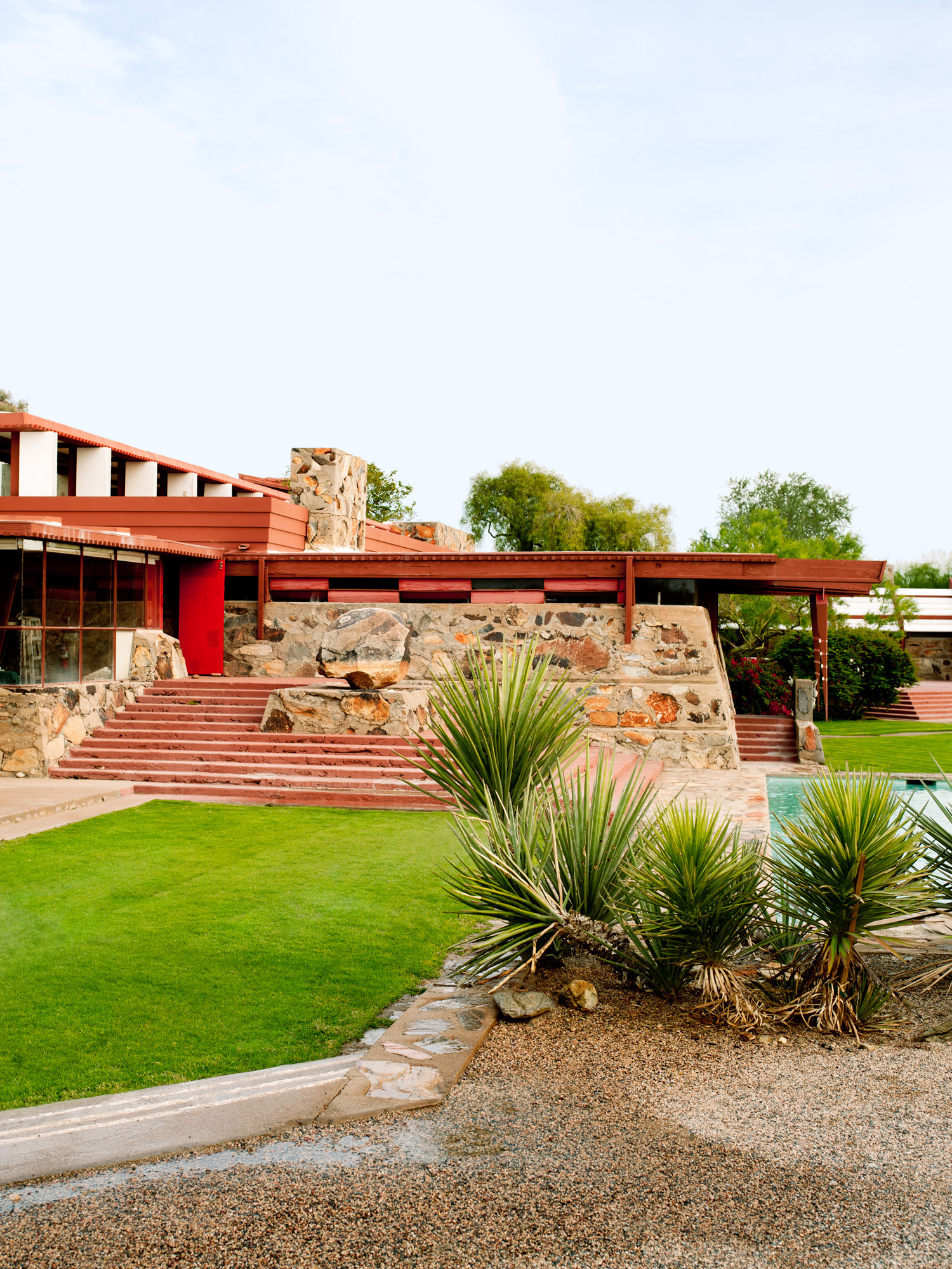 admire-modernist-classic-design