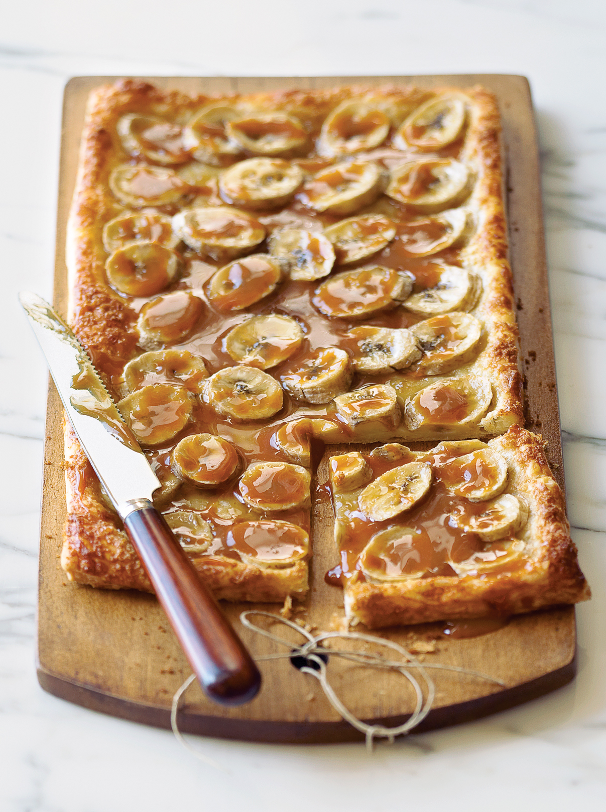 burnt-caramel-rum-banana-tart