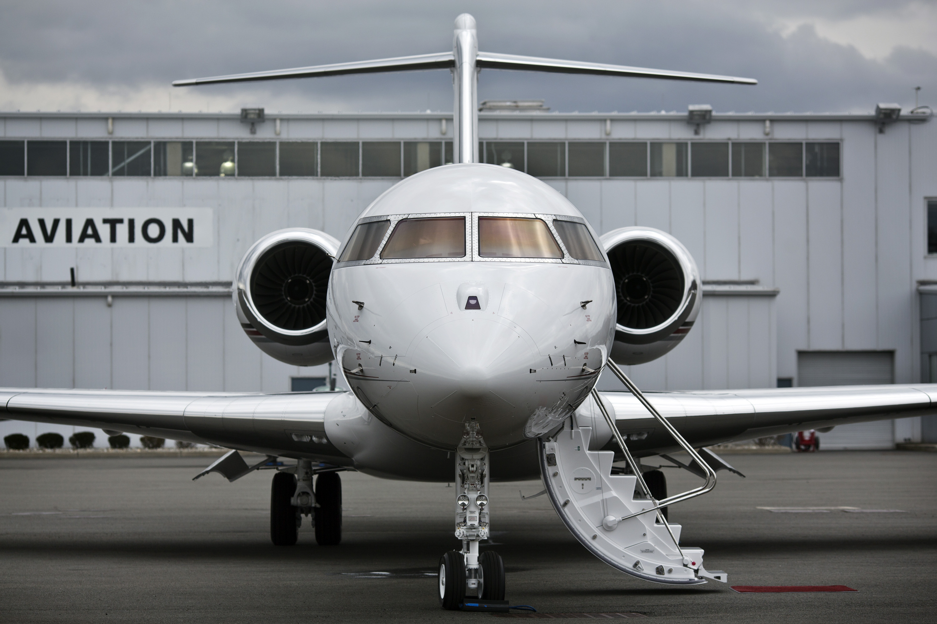 You Can Now Fly Like a Celebrity with This Plane Charter Service