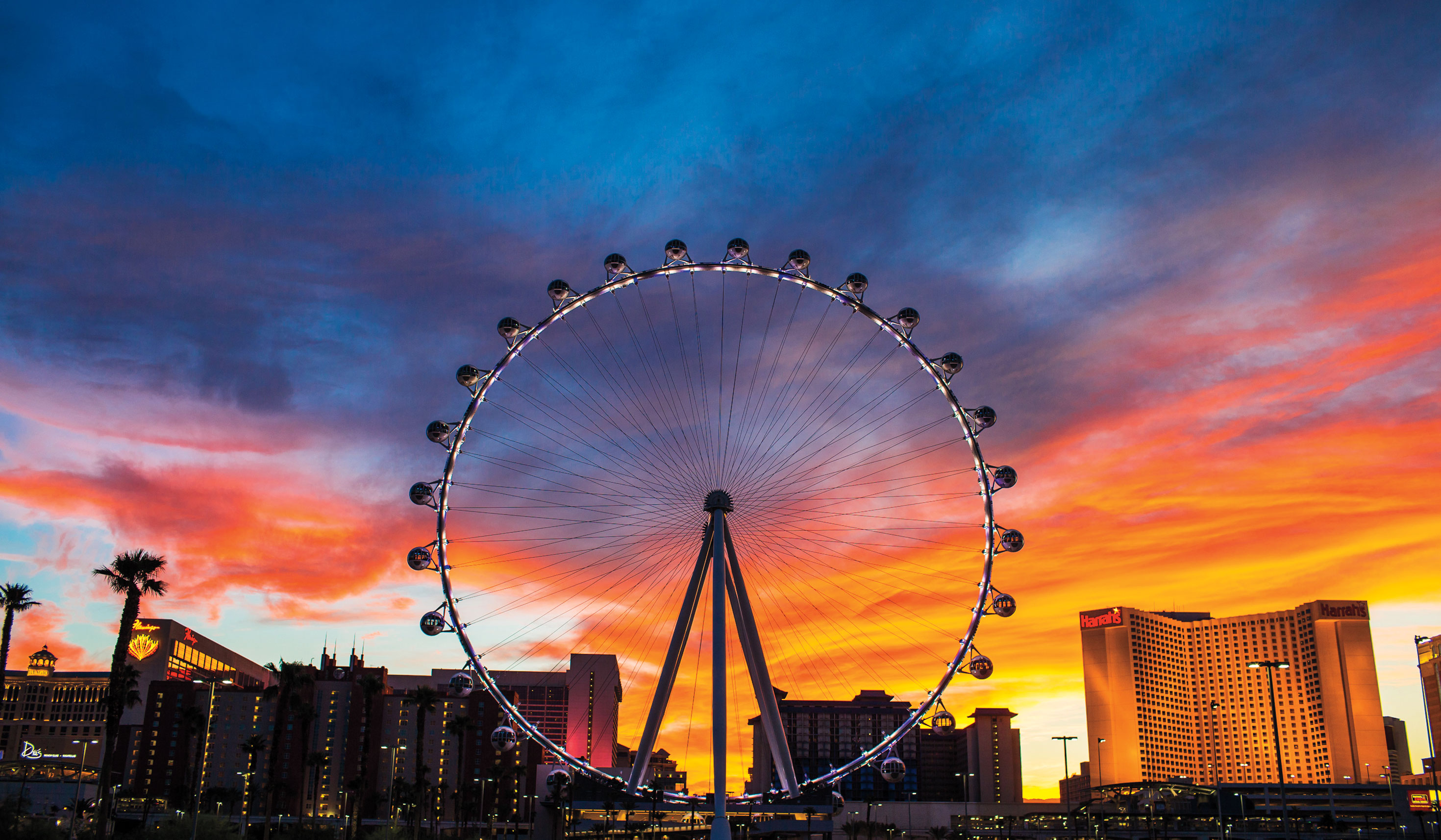 Las Vegas Strip Sunset Intense Contrast Neon Glowing Scene HD 