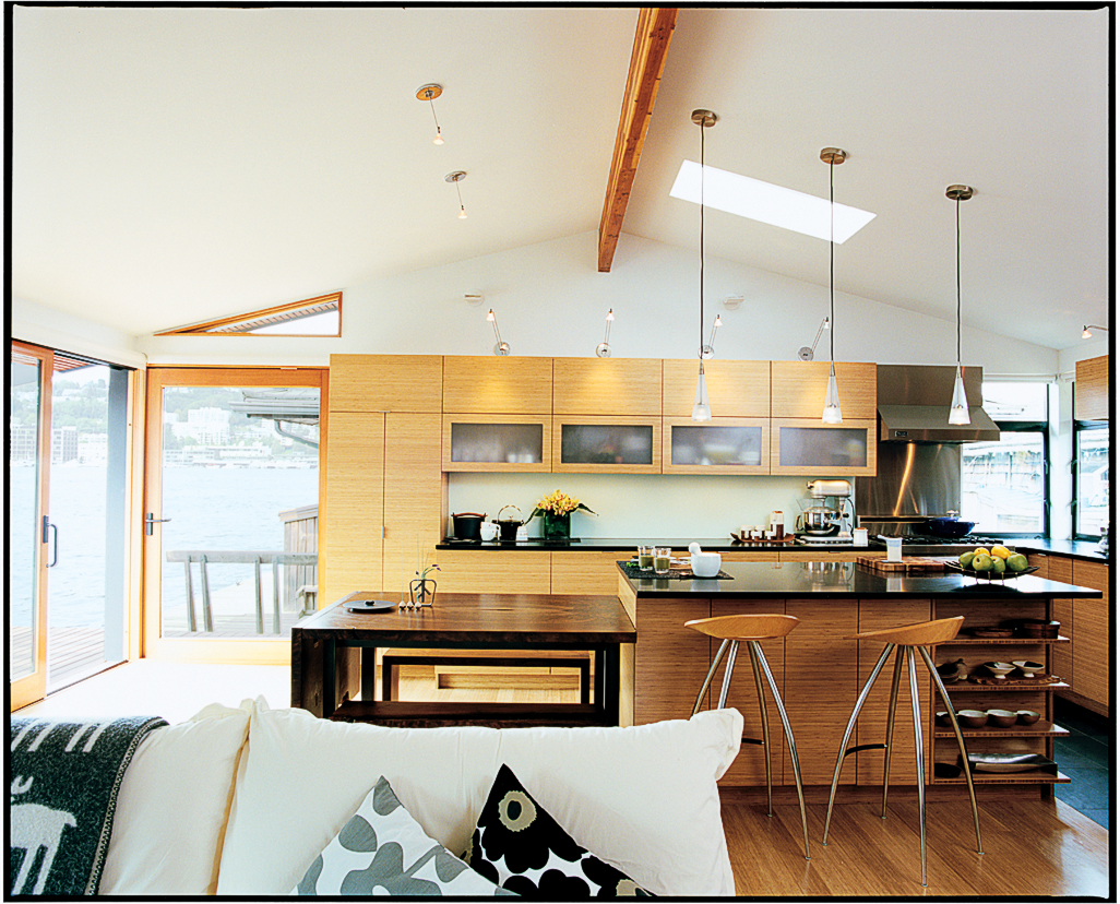 modern-boathouse-kitchen