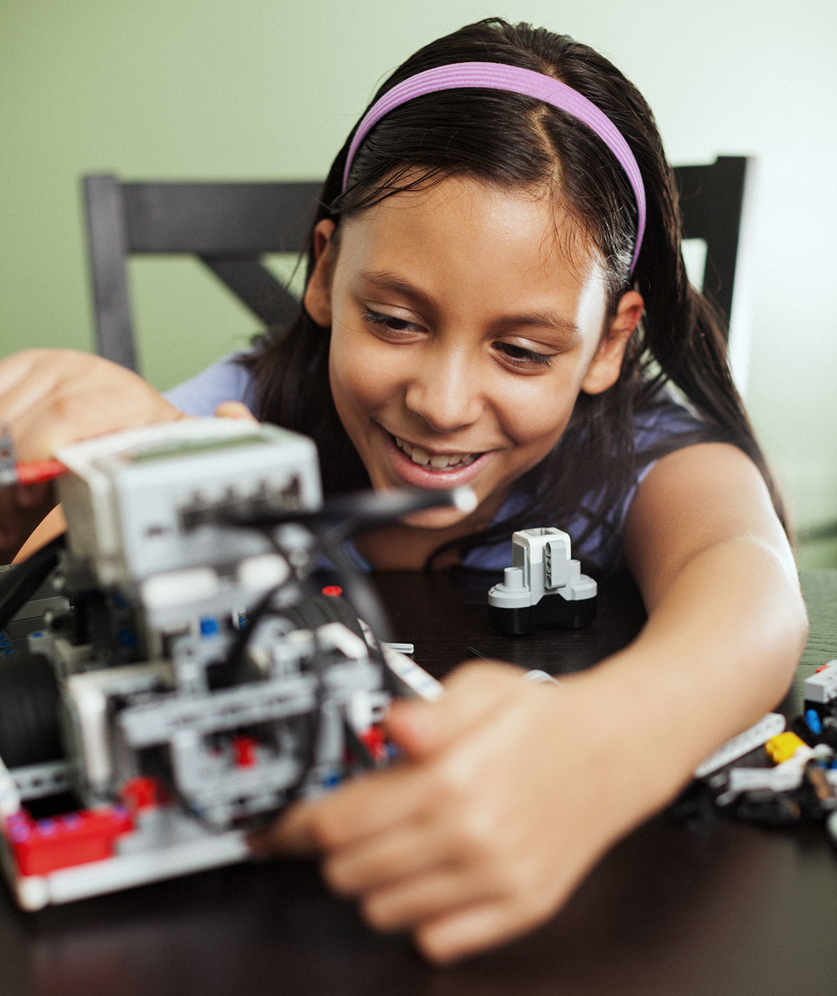 Amazon’s new subscription box sends educational toys every month