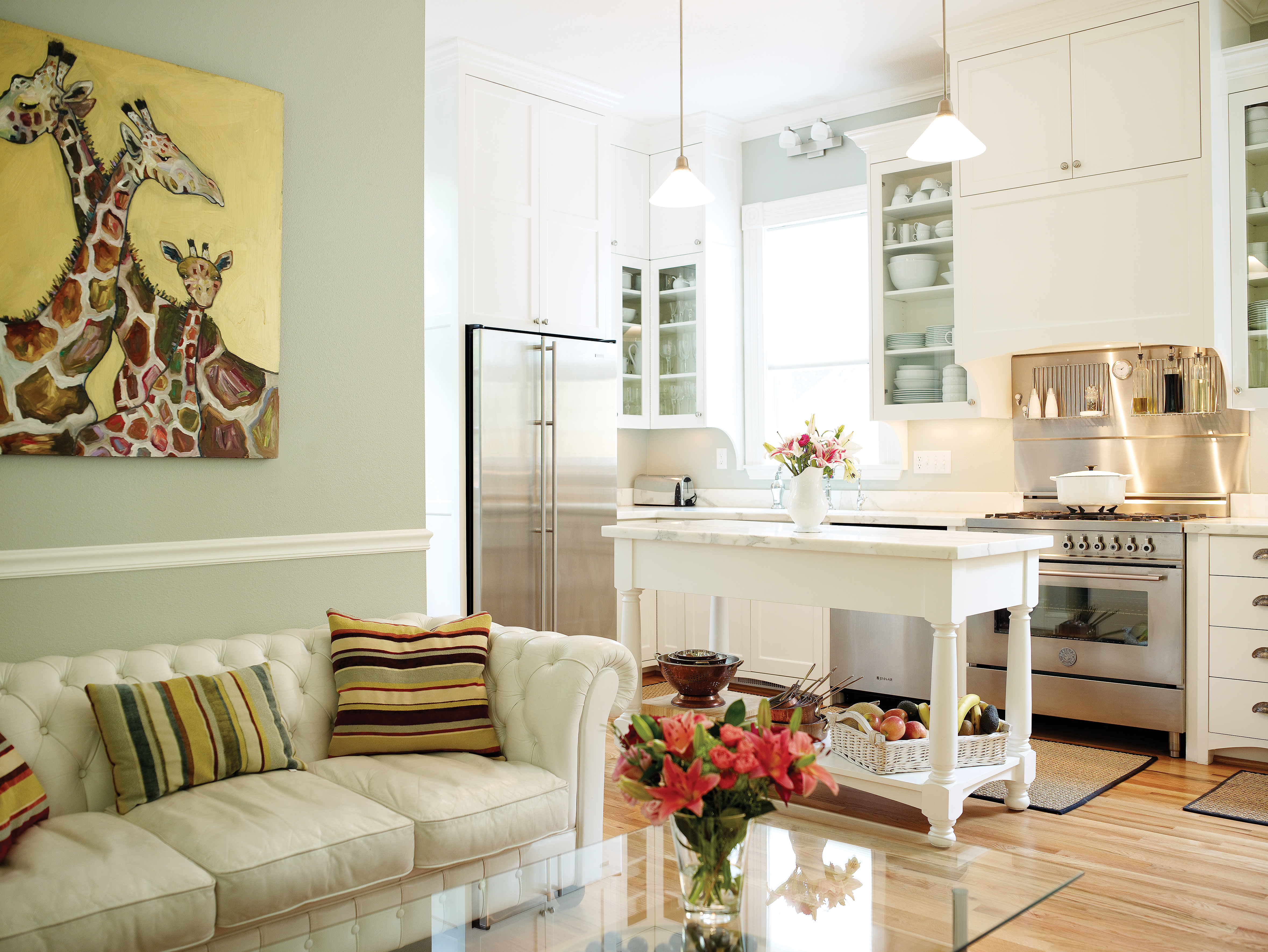 white-victorian-kitchen