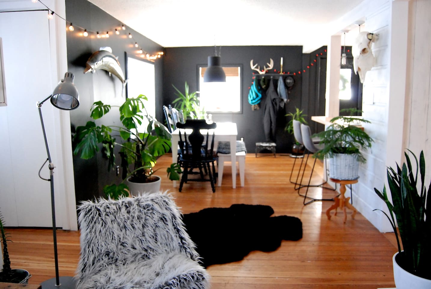 glacier-house-on-the-corner