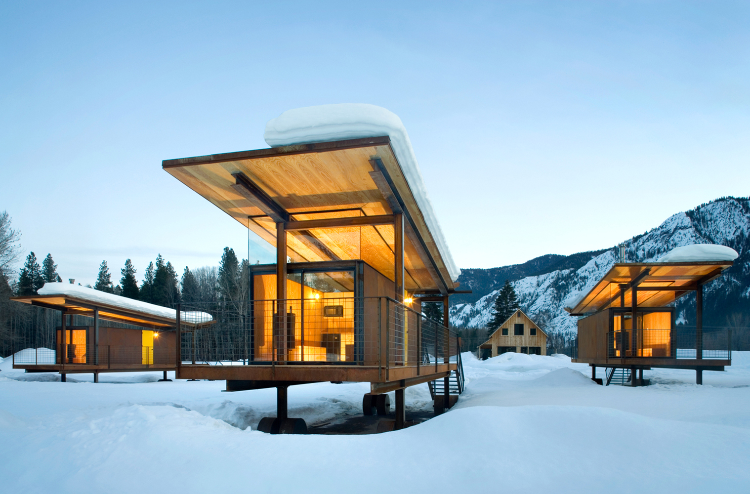 rolling-huts-methow-valley-wa