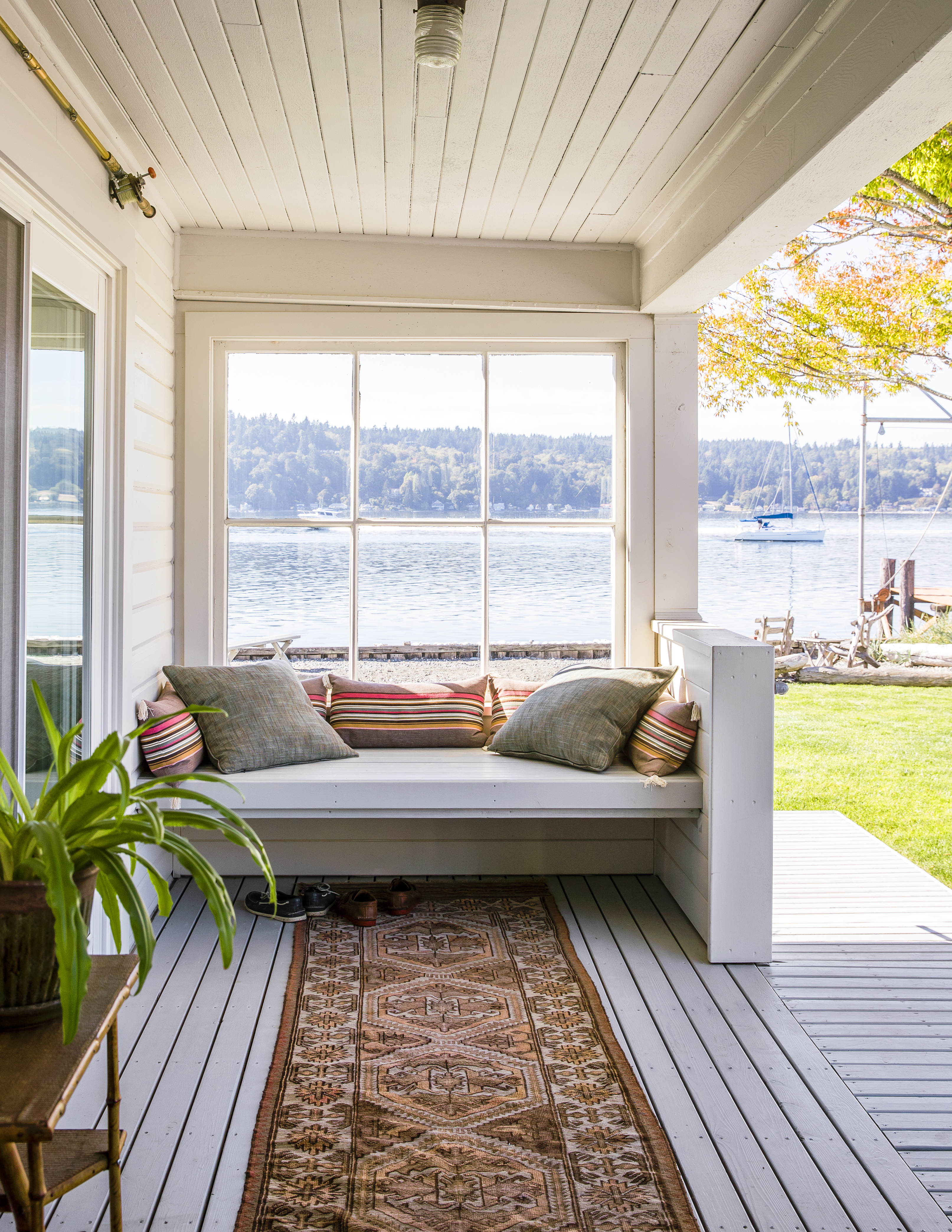 Steal The Look Of This Waterfront Cabin – Sunset Magazine