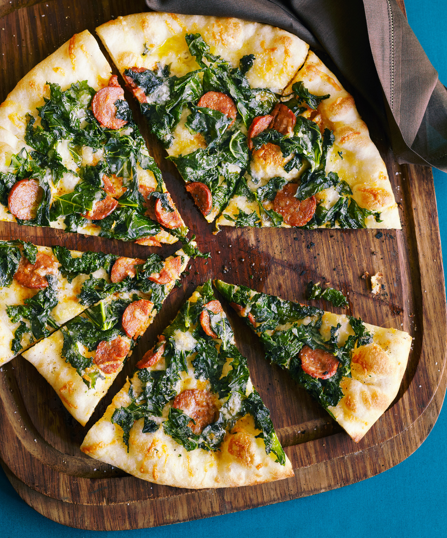 kale-chorizo-and-manchego-pizza