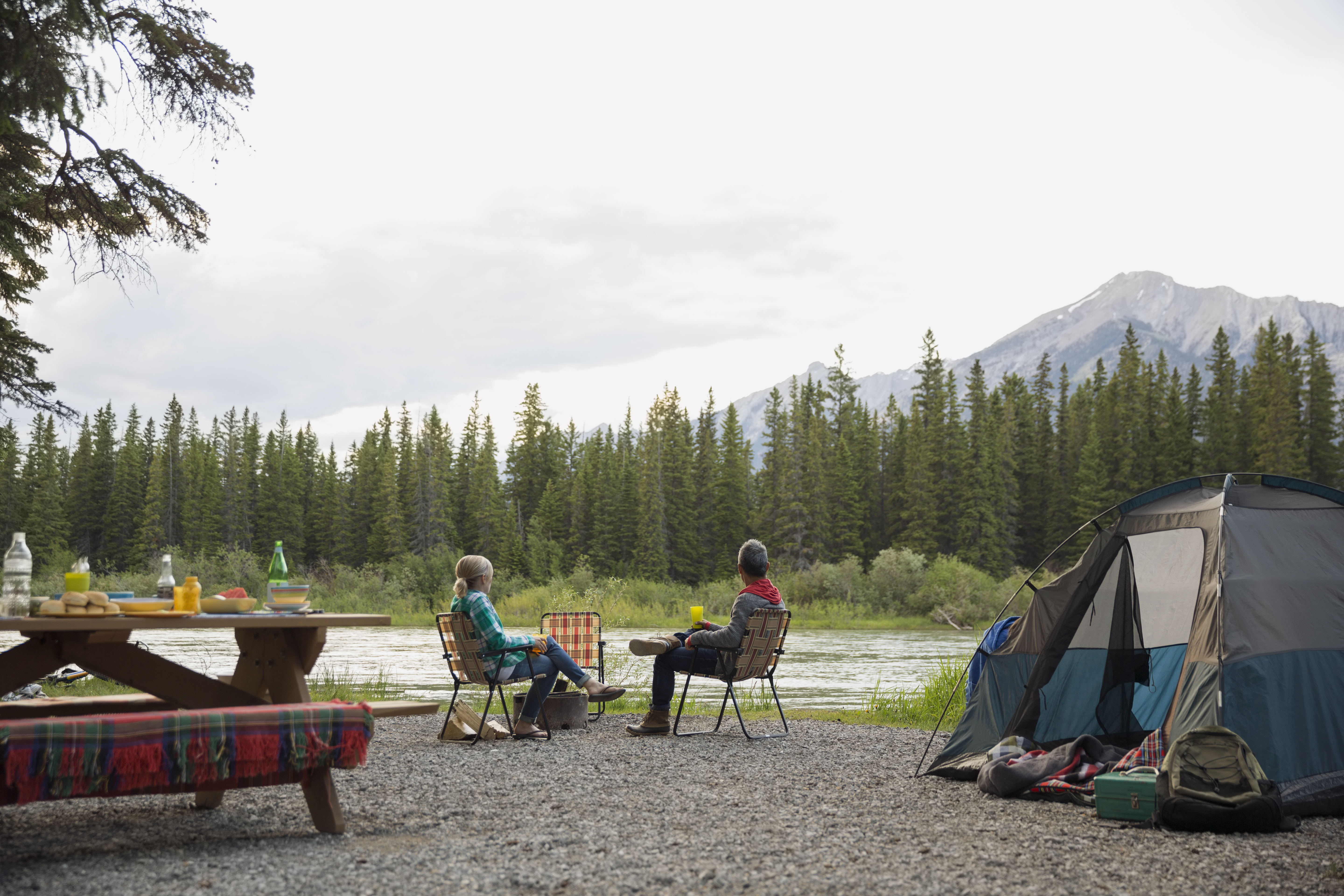 How to Plan the Ultimate Romantic Camping Trip