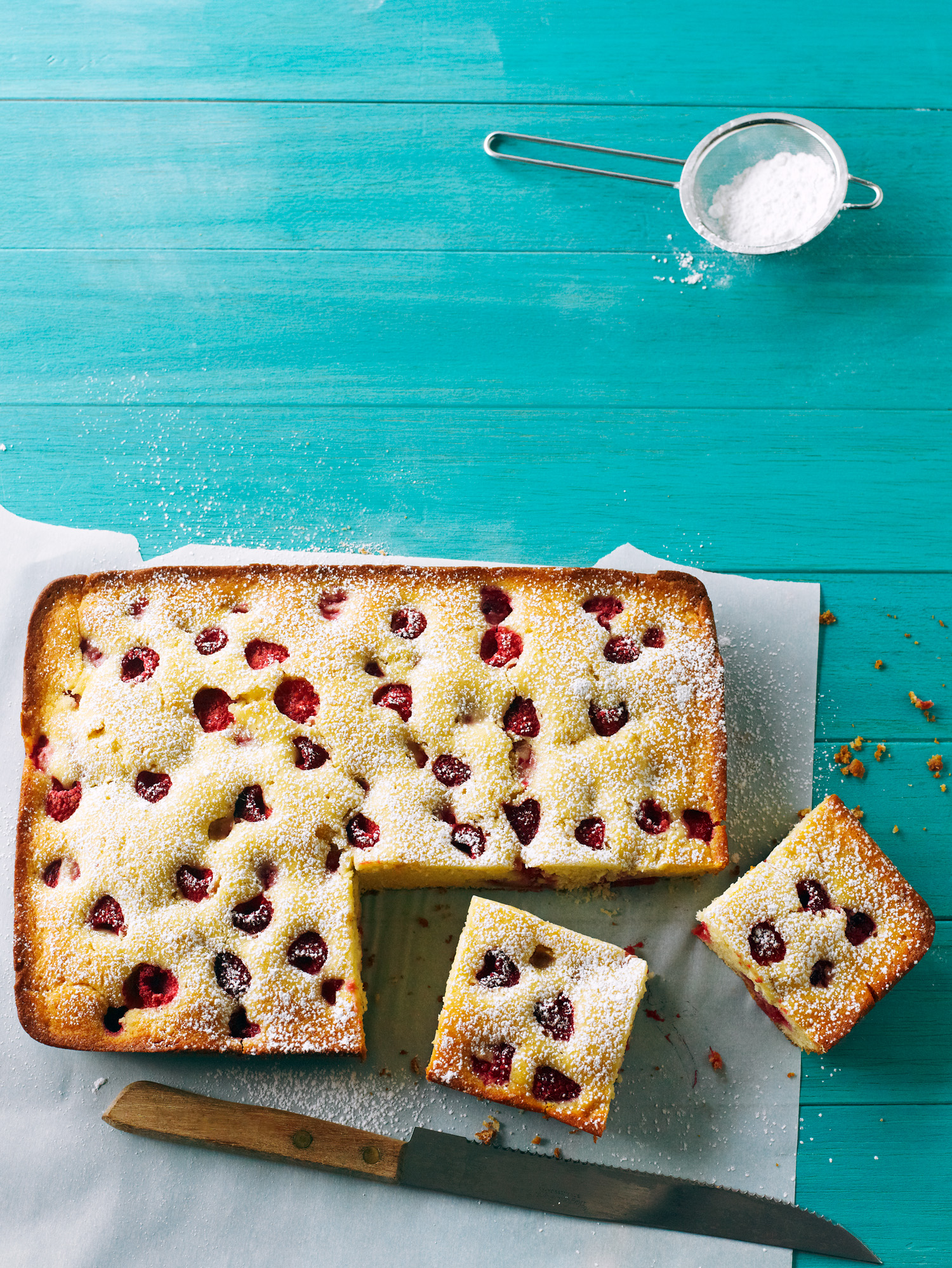 buttery-raspberry-lemon-cake